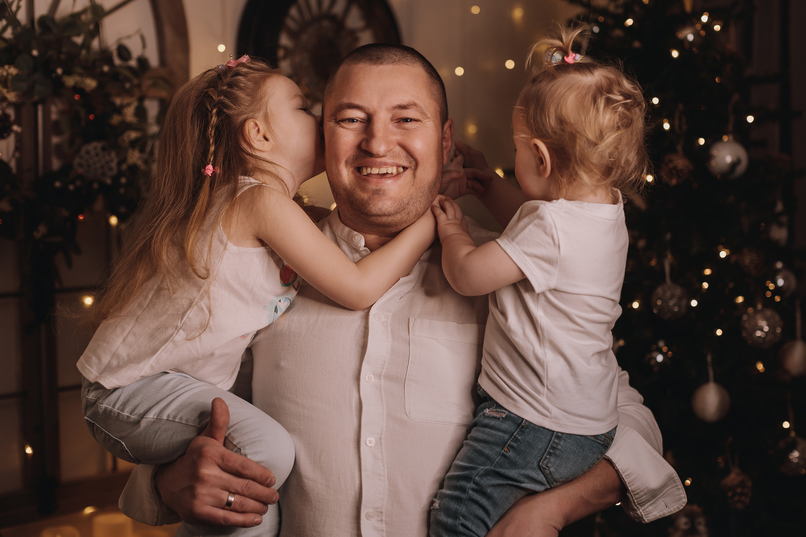 02.04.2023 Christmas Photoshoot 24. Wedding family event photographer in Chicago Nick Yushevich