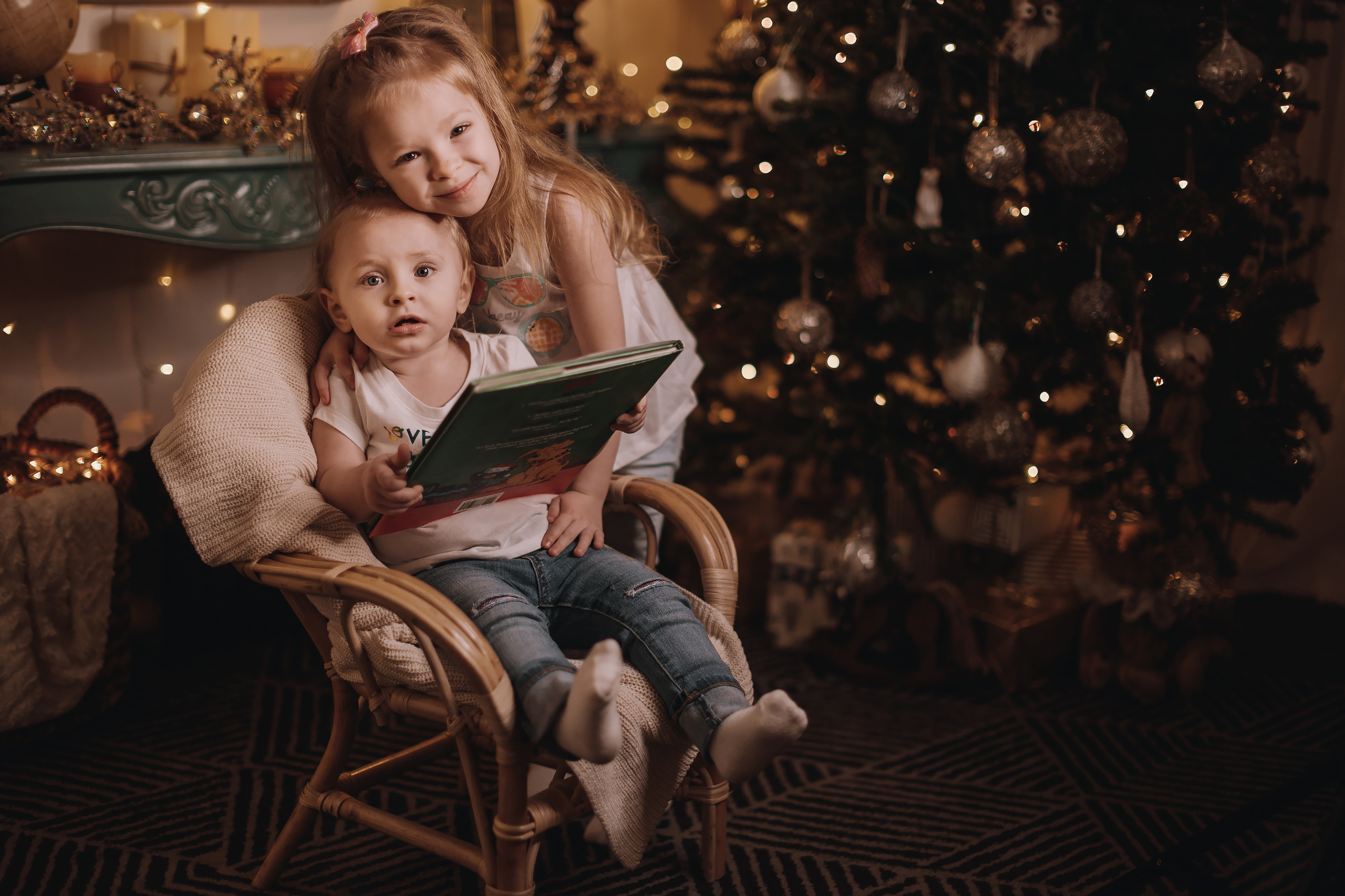 02.04.2023 Christmas Photoshoot 24. Wedding family event photographer in Chicago Nick Yushevich