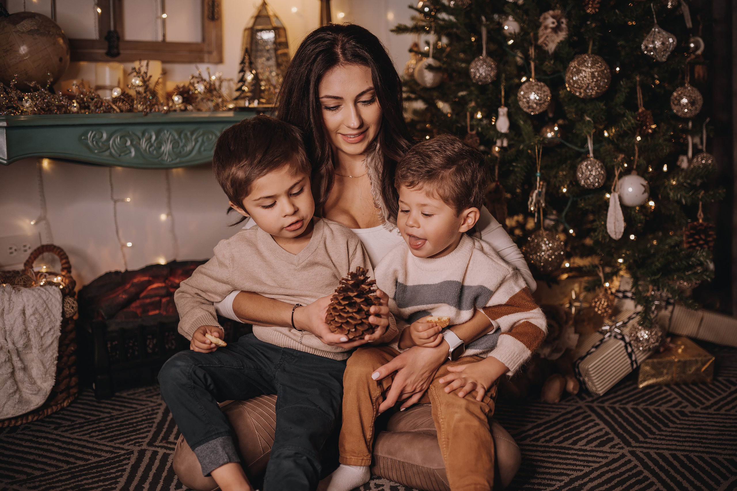 12.11.2022 Christmas Photoshoot 18. Wedding family event photographer in Chicago Nick Yushevich