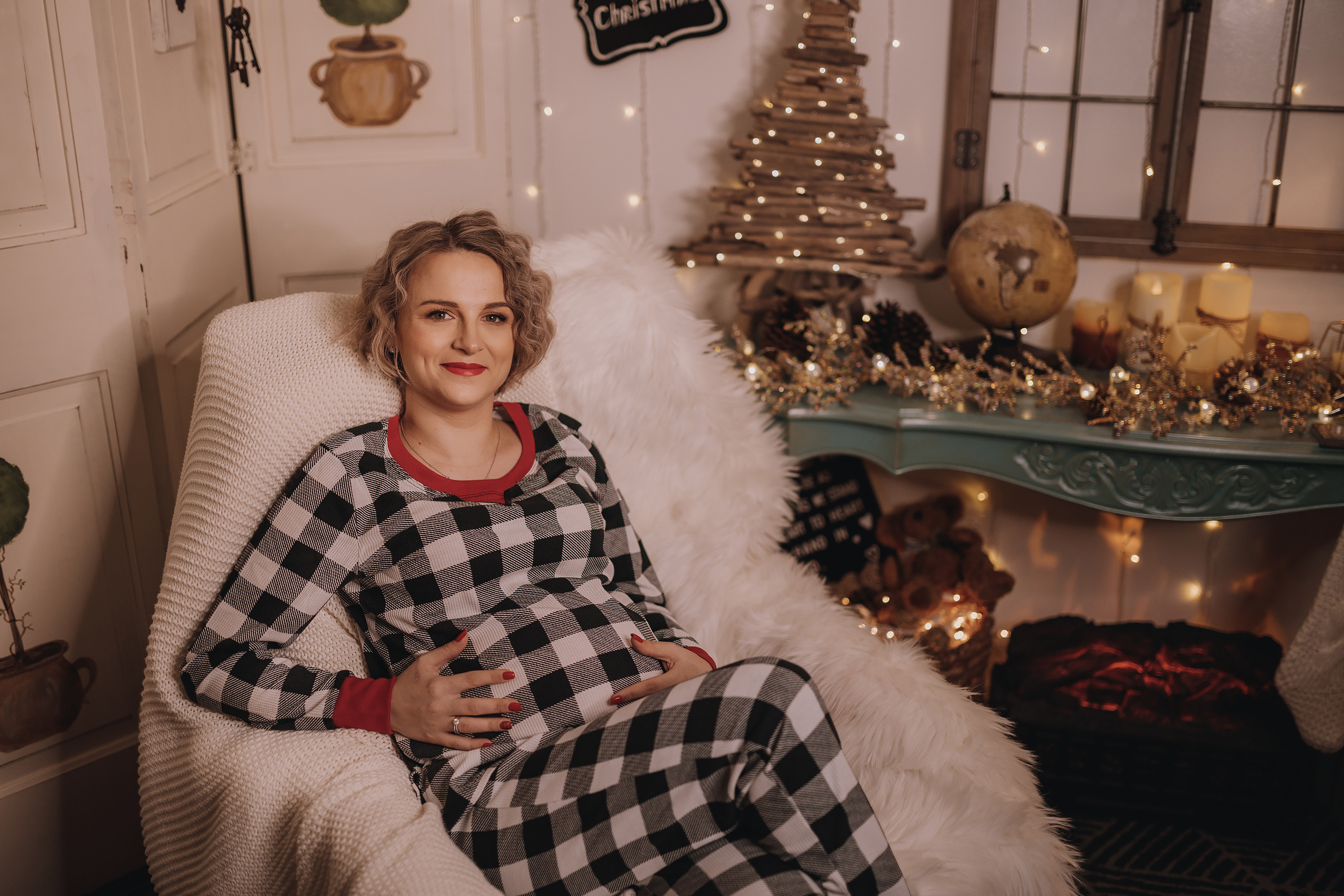 12.03.2022 Christmas Photoshoot 14. Wedding family event photographer in Chicago Nick Yushevich