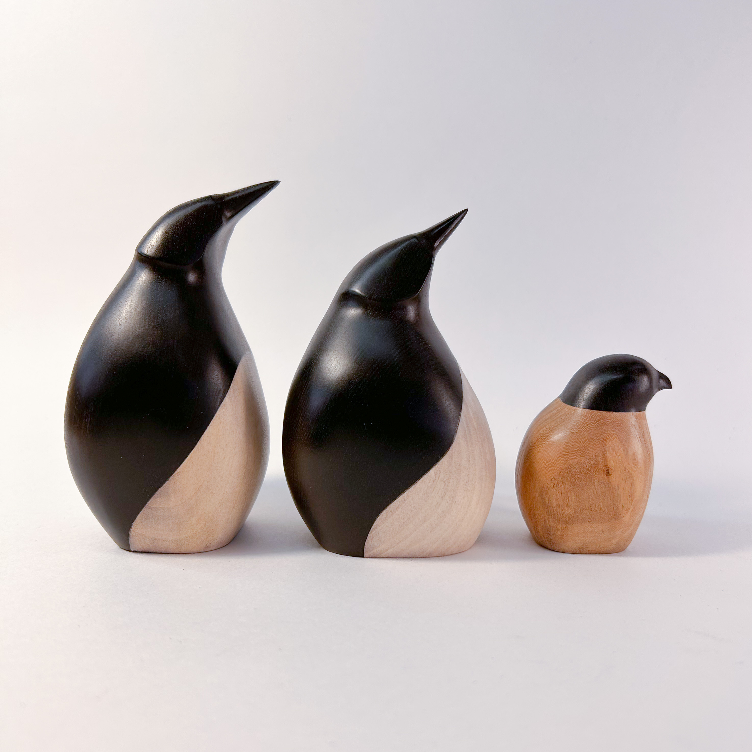 Пингвины. Резьба по дереву. Уникальные декоративные скульптуры для интерьера