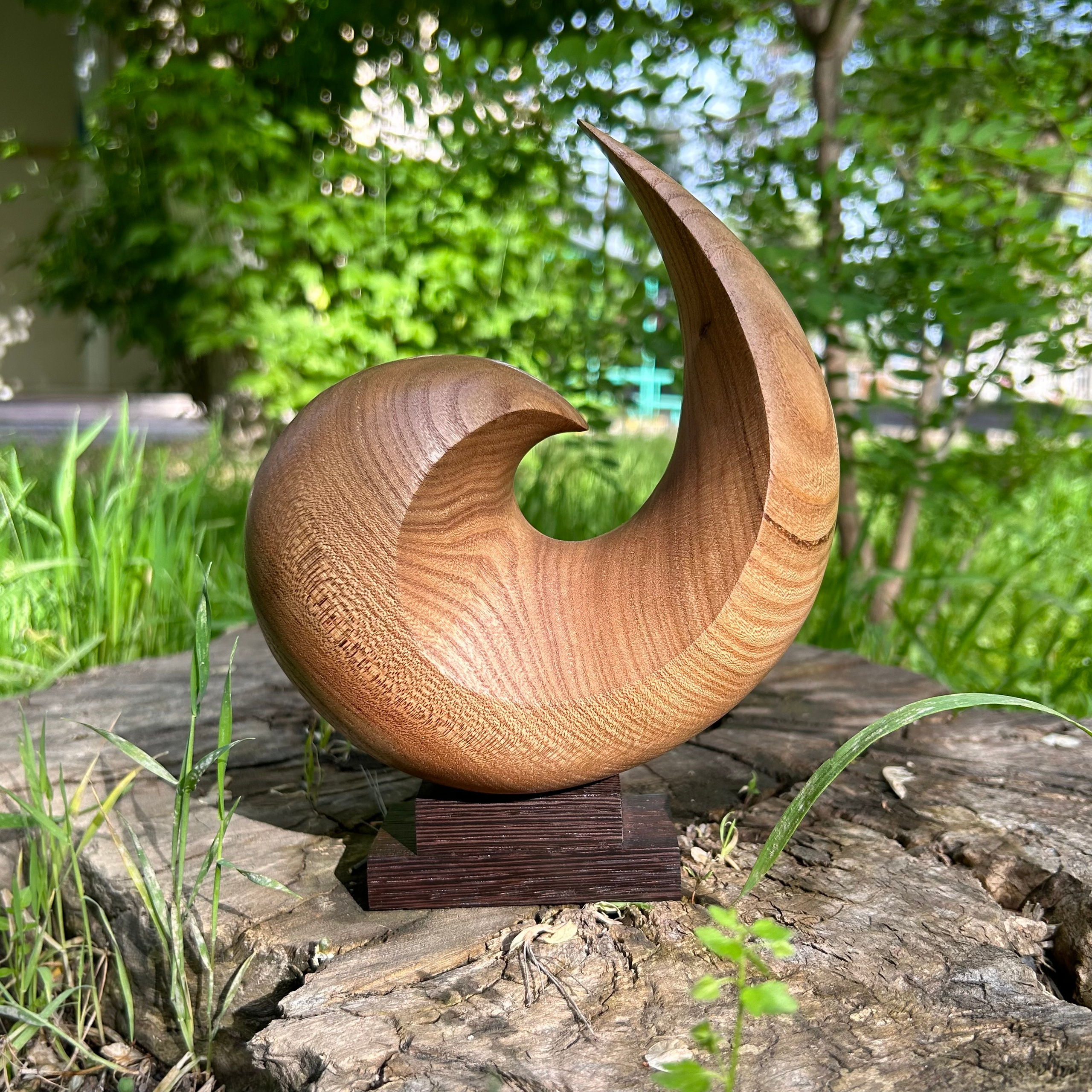 Капля. Резьба по дереву. Уникальные декоративные скульптуры для интерьера