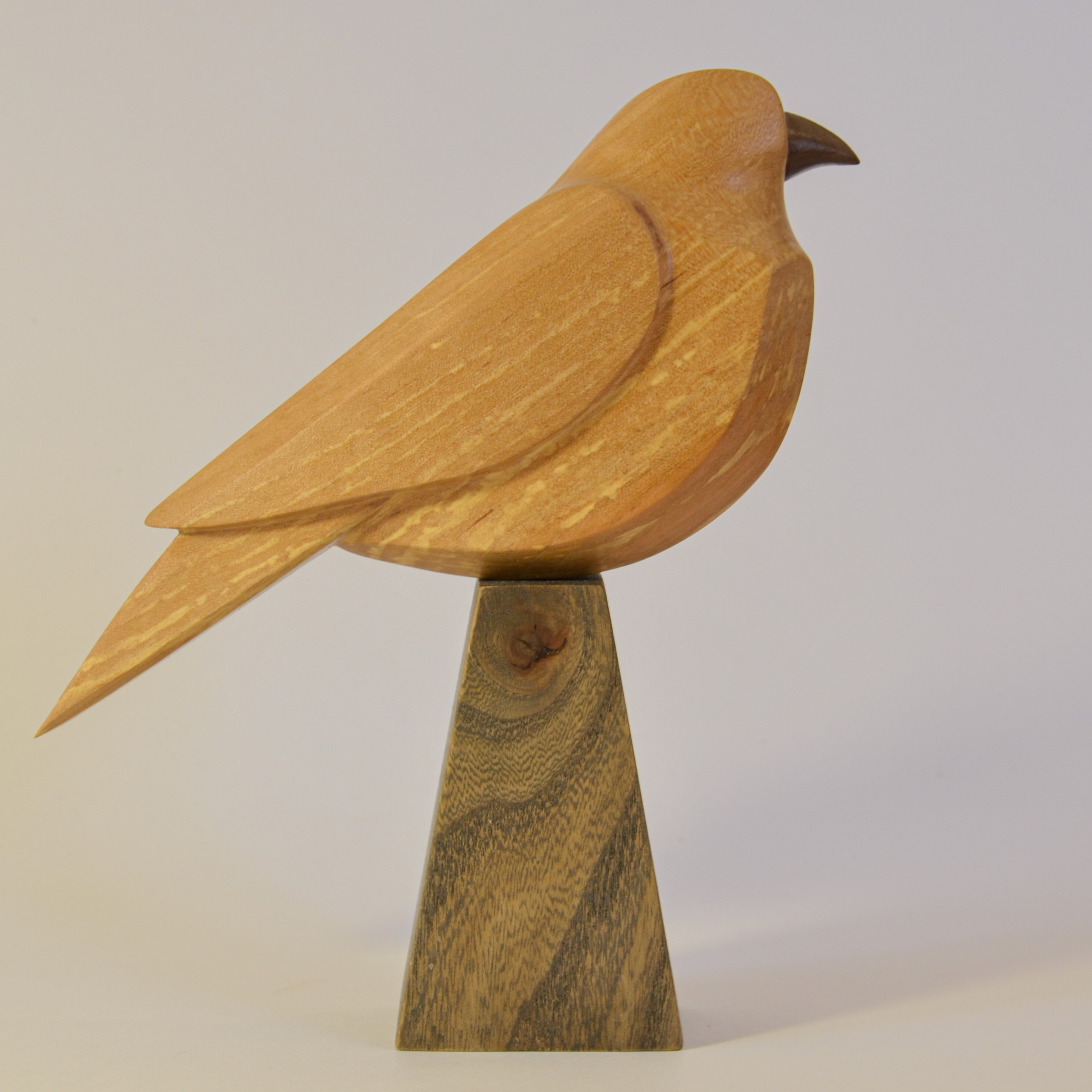 Сокол. Резьба по дереву. Уникальные декоративные скульптуры для интерьера