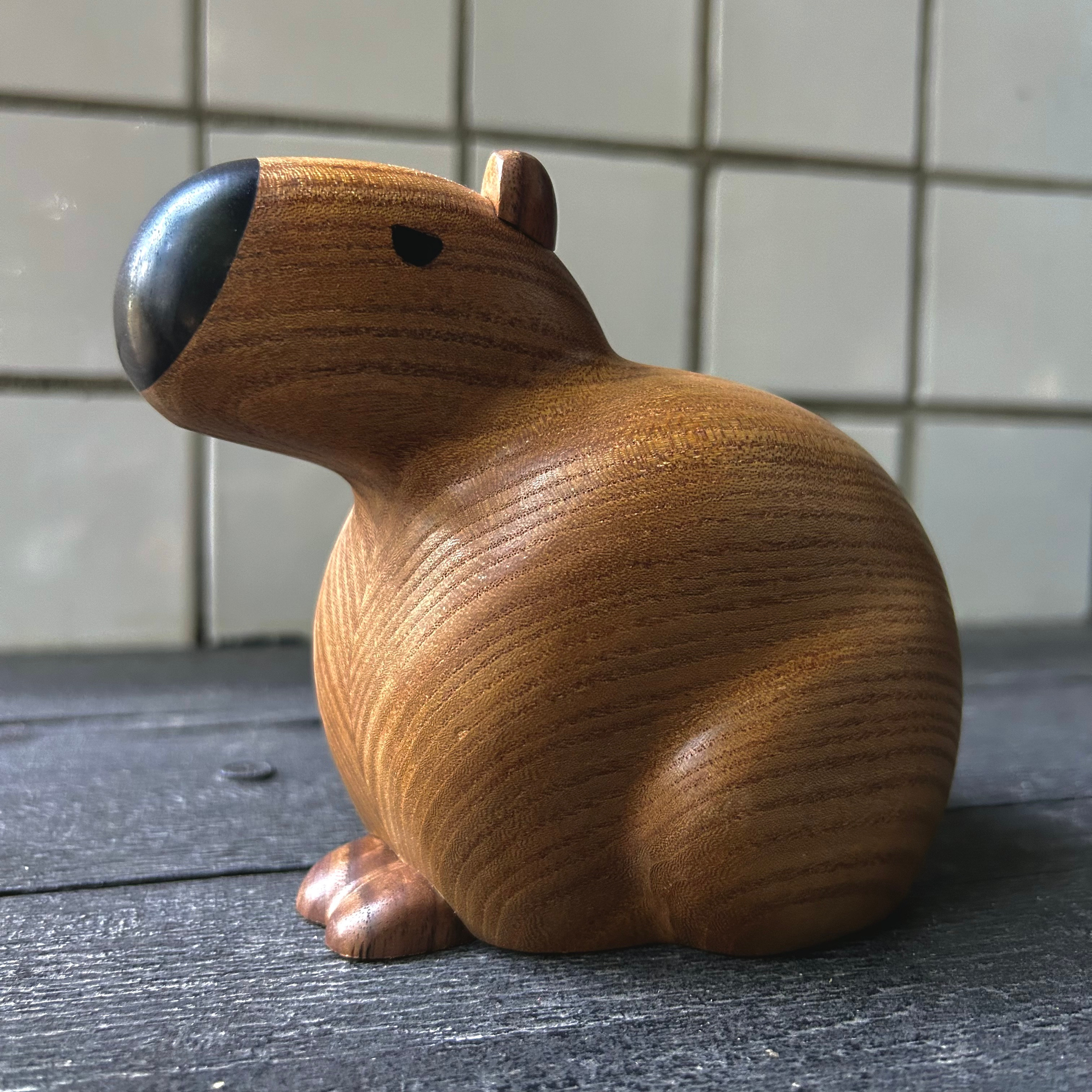 Капибара. Резьба по дереву. Уникальные декоративные скульптуры для интерьера