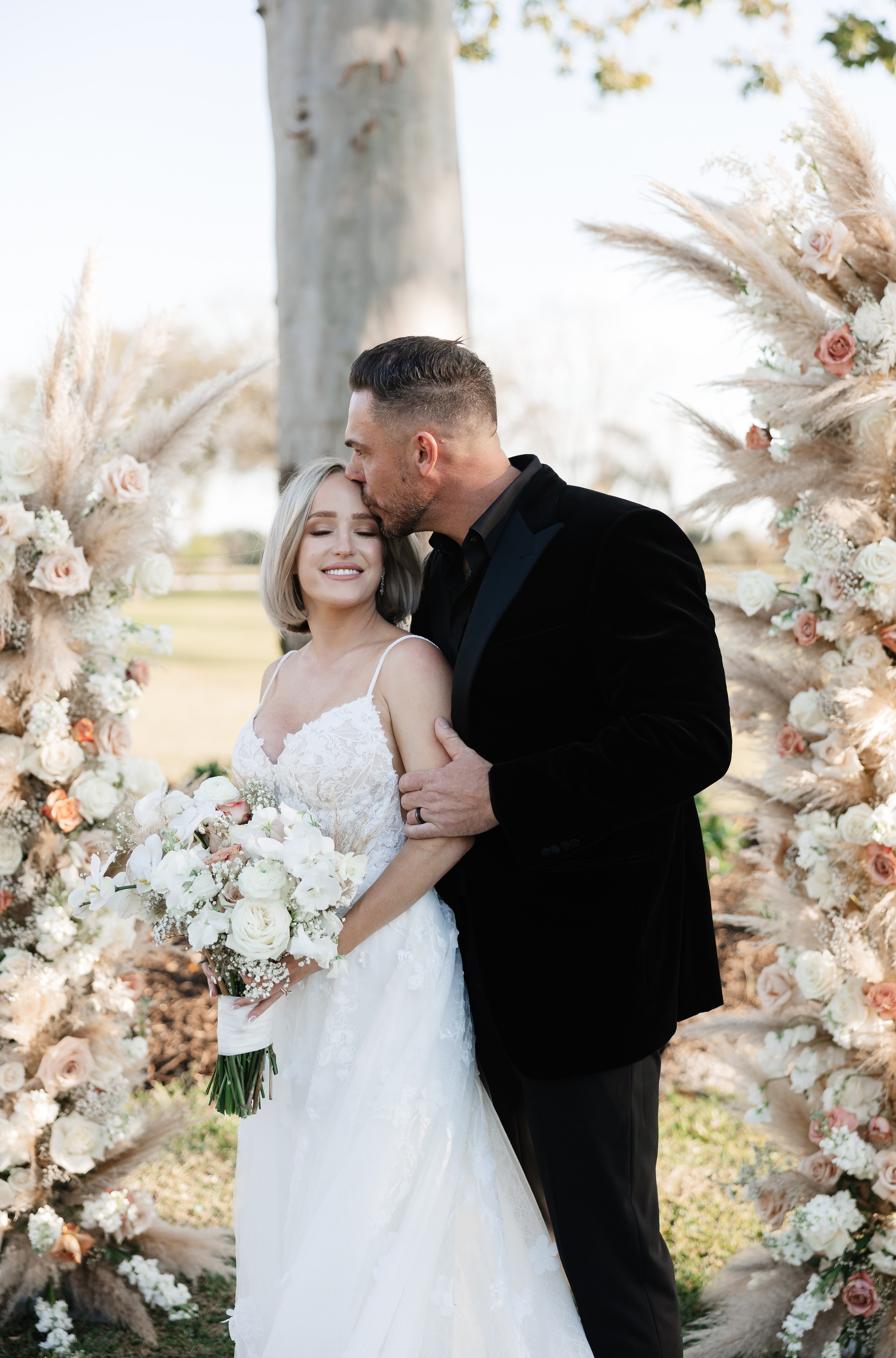 A Quiet, Beautiful Beginning | Kayla & David’s Intimate Weston Estate Wedding. YES I DO PRODUCTION — Wedding photography&videography