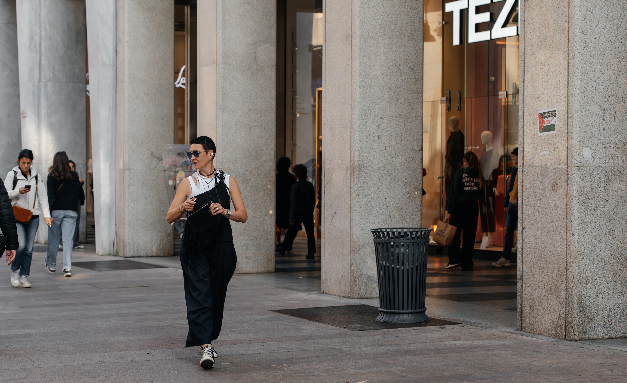 Milan, Autumn 🍂, Julia. Wedding photographer from Moldova Alexey Chipchiu