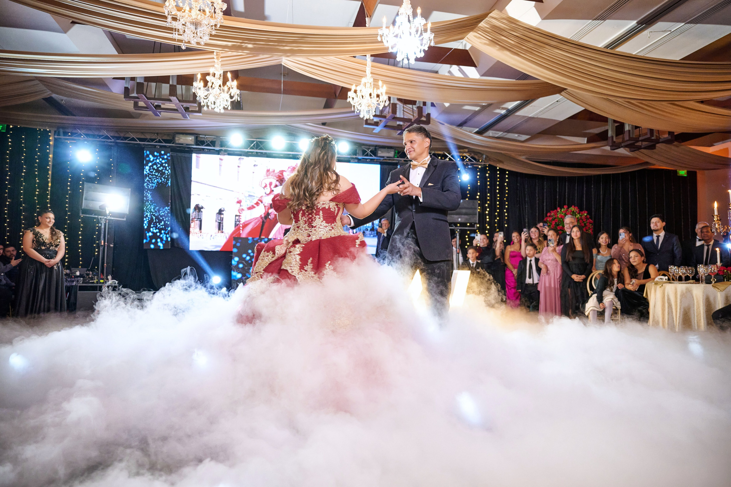 Mis 15 | Sesiones de Fotografía Modernas. Wedding Photography & Videography by ZZ Hendrick | Capturing Your Love Story in Colombia & USA