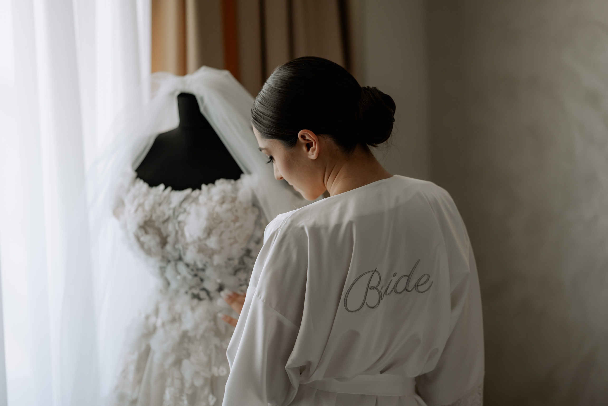 Nunta la Hotel Capitol Iasi. Proud Vision Weddings | Wedding Photography & Film — Servicii profesionale Foto Video Nunta Iasi