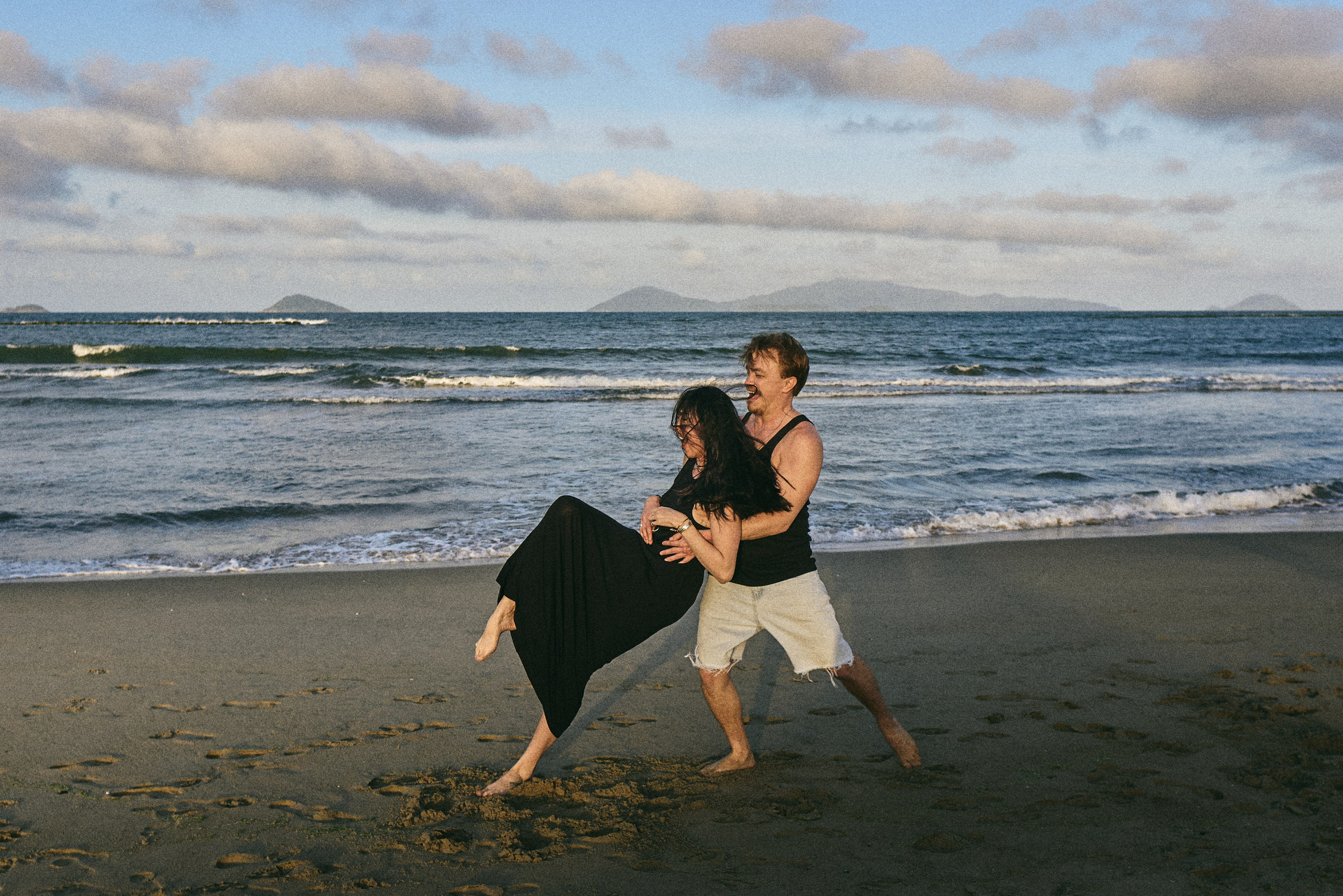 Lifestyle Photographer in Hoi An & Da Nang Love stories, family & wedding photography