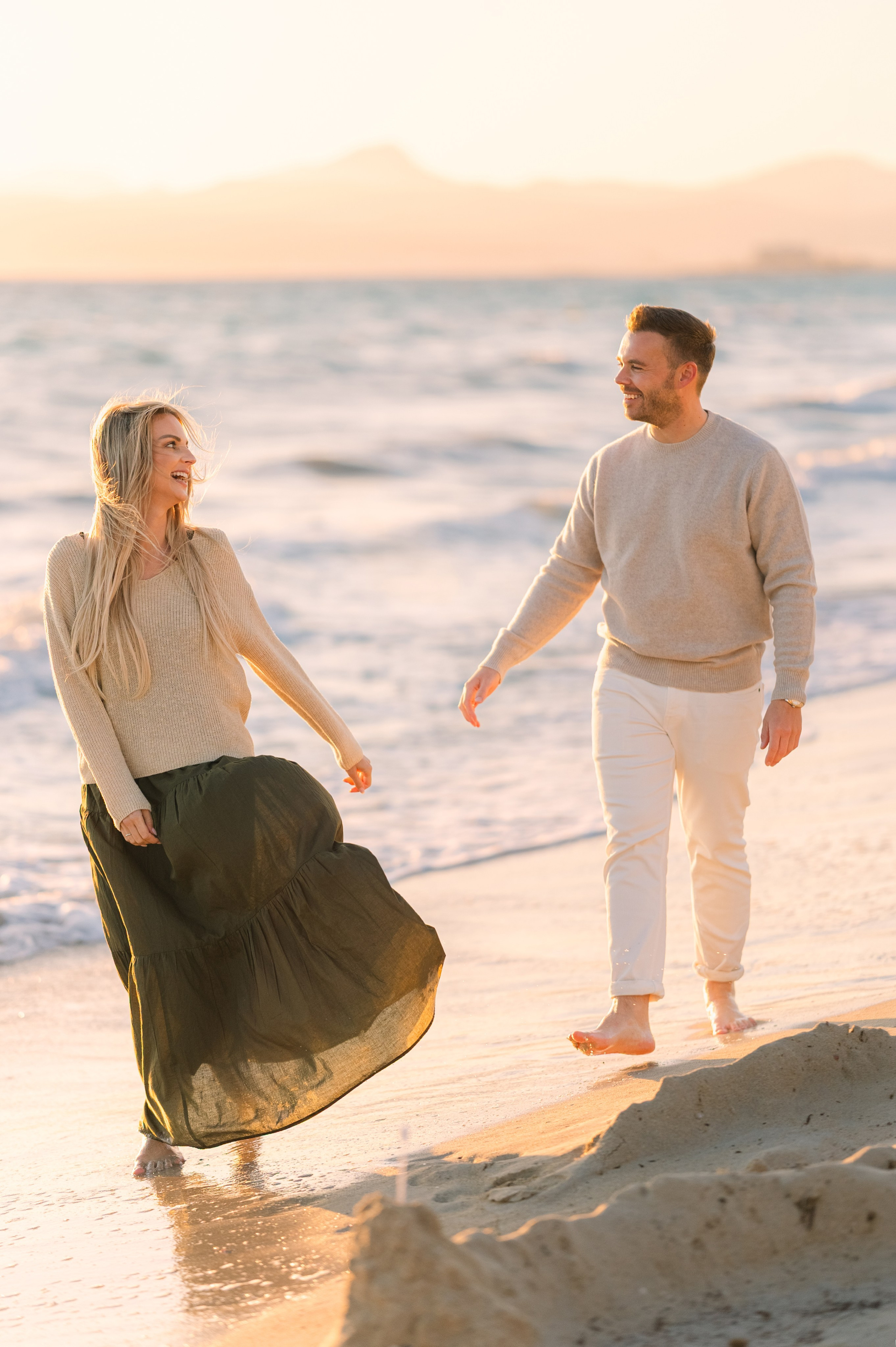 Family & Couple Photoshoot Mallorca S’Arenal Beach — Sunset Session. Photographer in Mallorca