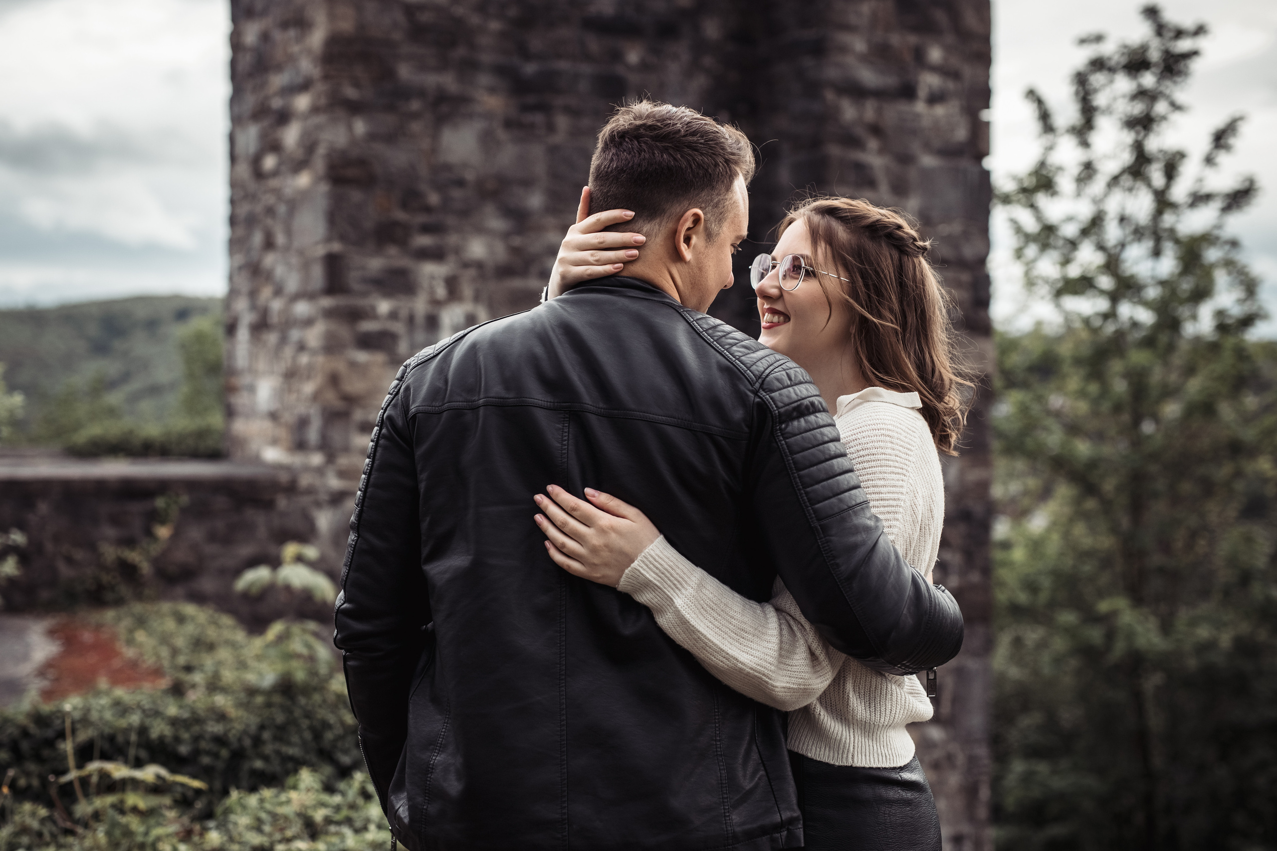 Love Story von J&D (Schlossruine Arnsberg). Fotograf NRW aus Wickede Ruhr, Milla Kunst