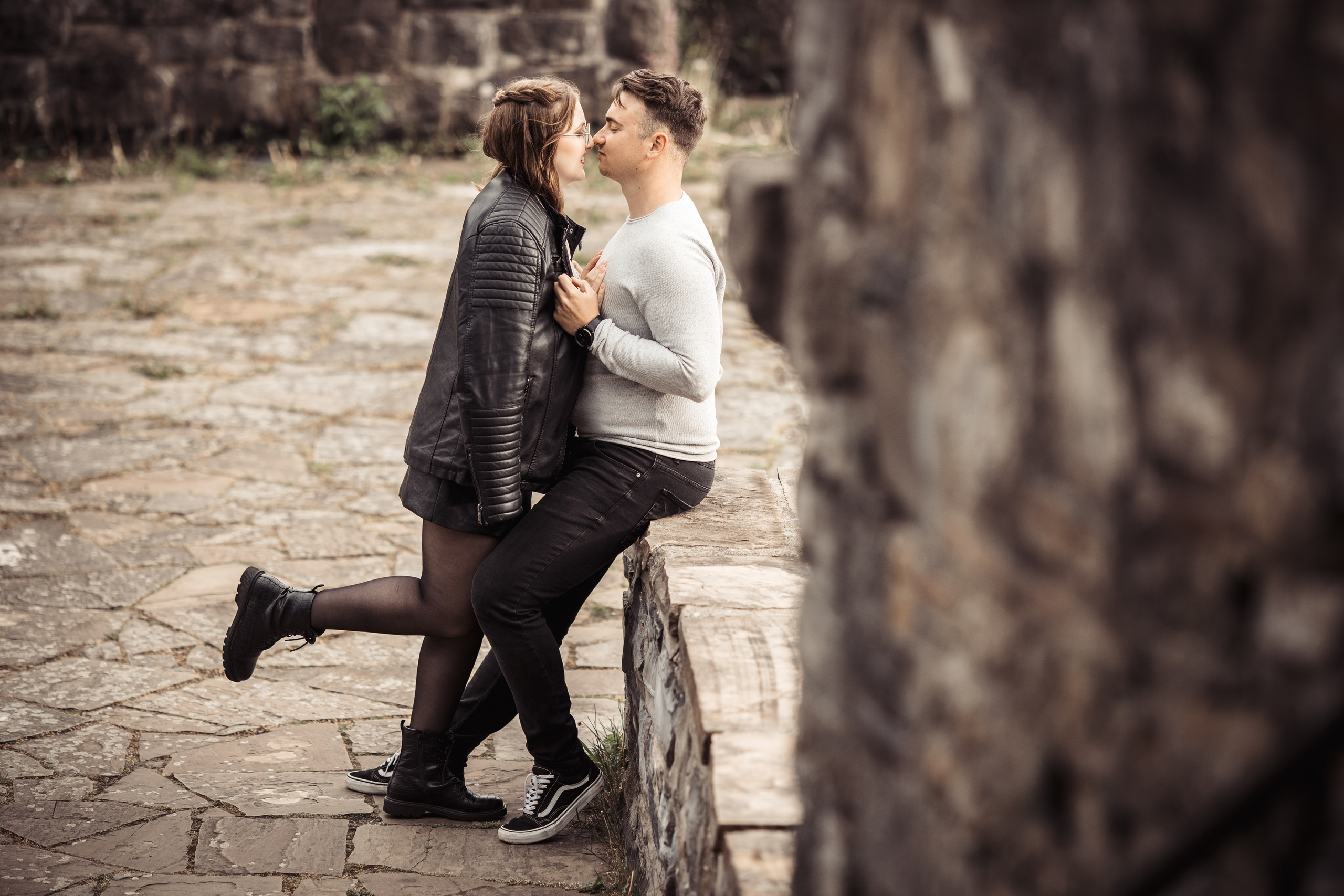 Love Story von J&D (Schlossruine Arnsberg). Fotograf NRW aus Wickede Ruhr, Milla Kunst