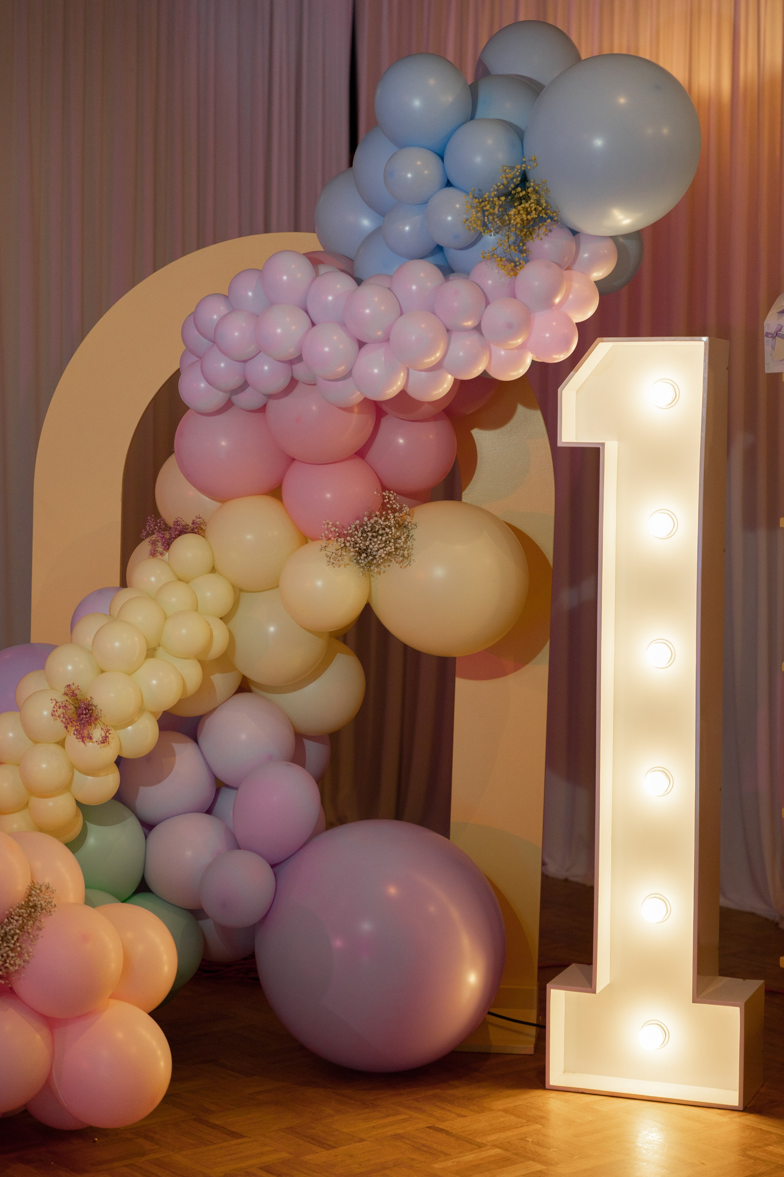 1 st Birthday. Portrait and Family Photographer in Netherlands