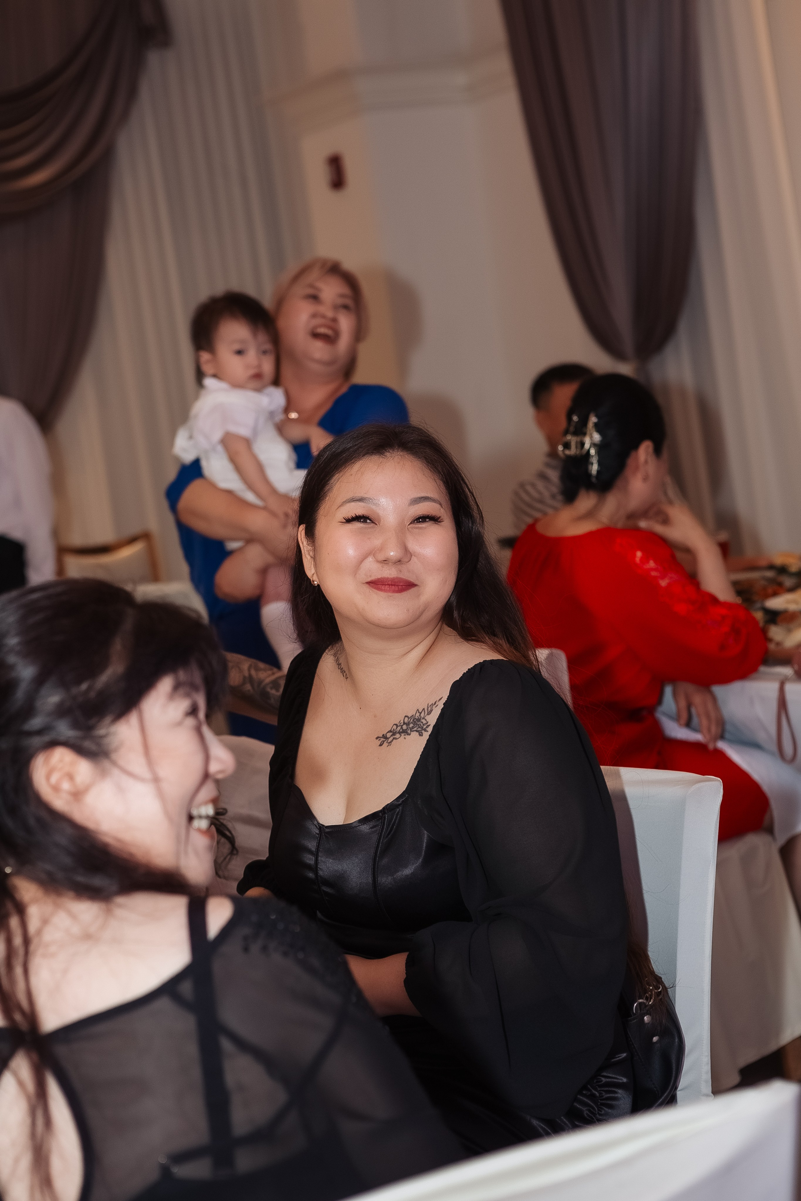 Тео дома и в ресторане. Фотограф беременности, ньюборн и годовасиков в Корее Жанна Хан