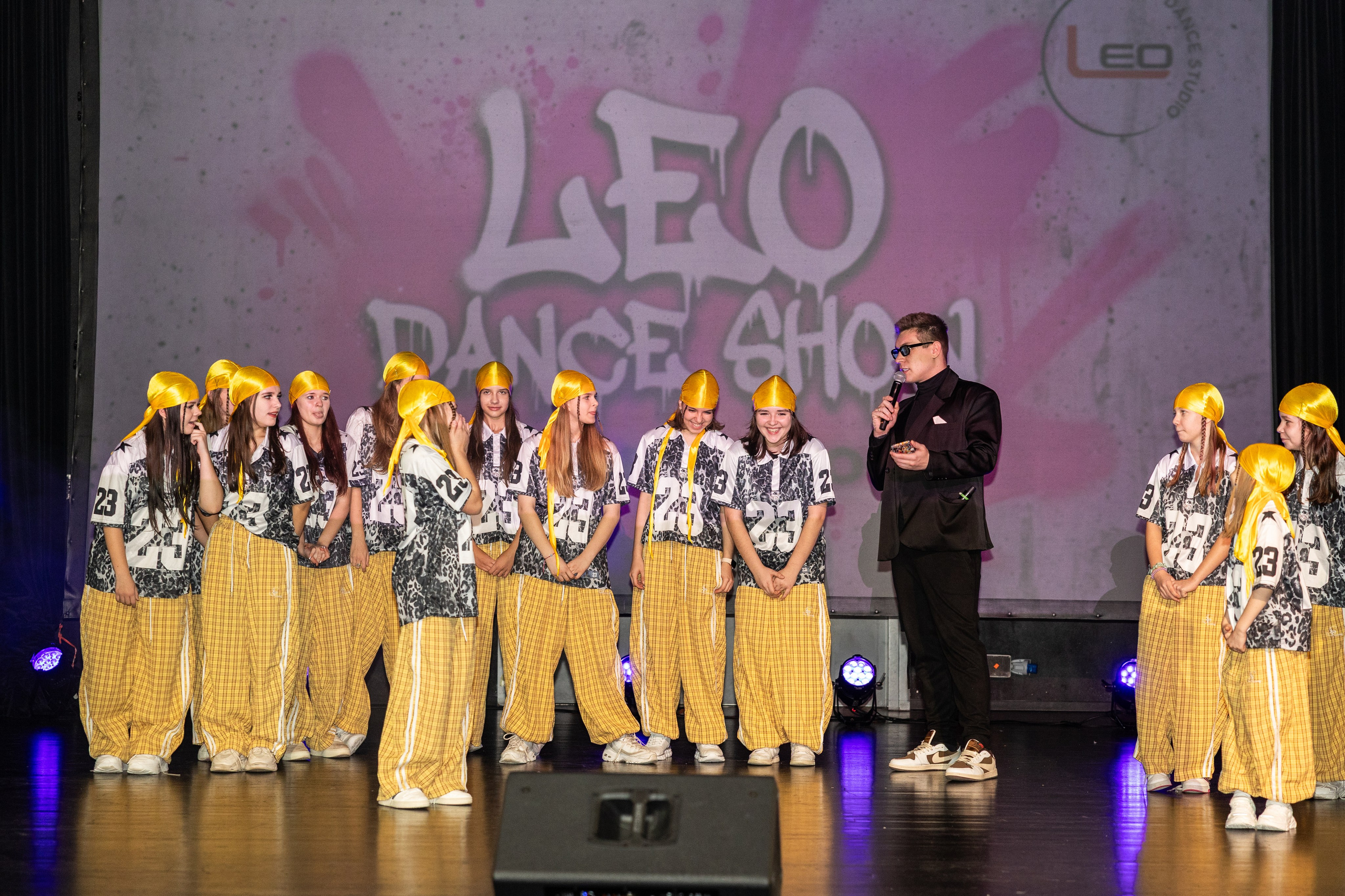 LEO DANCE SHOW WINTER 2025. Семейный и детский фотограф в Варшаве Мила Бобровская