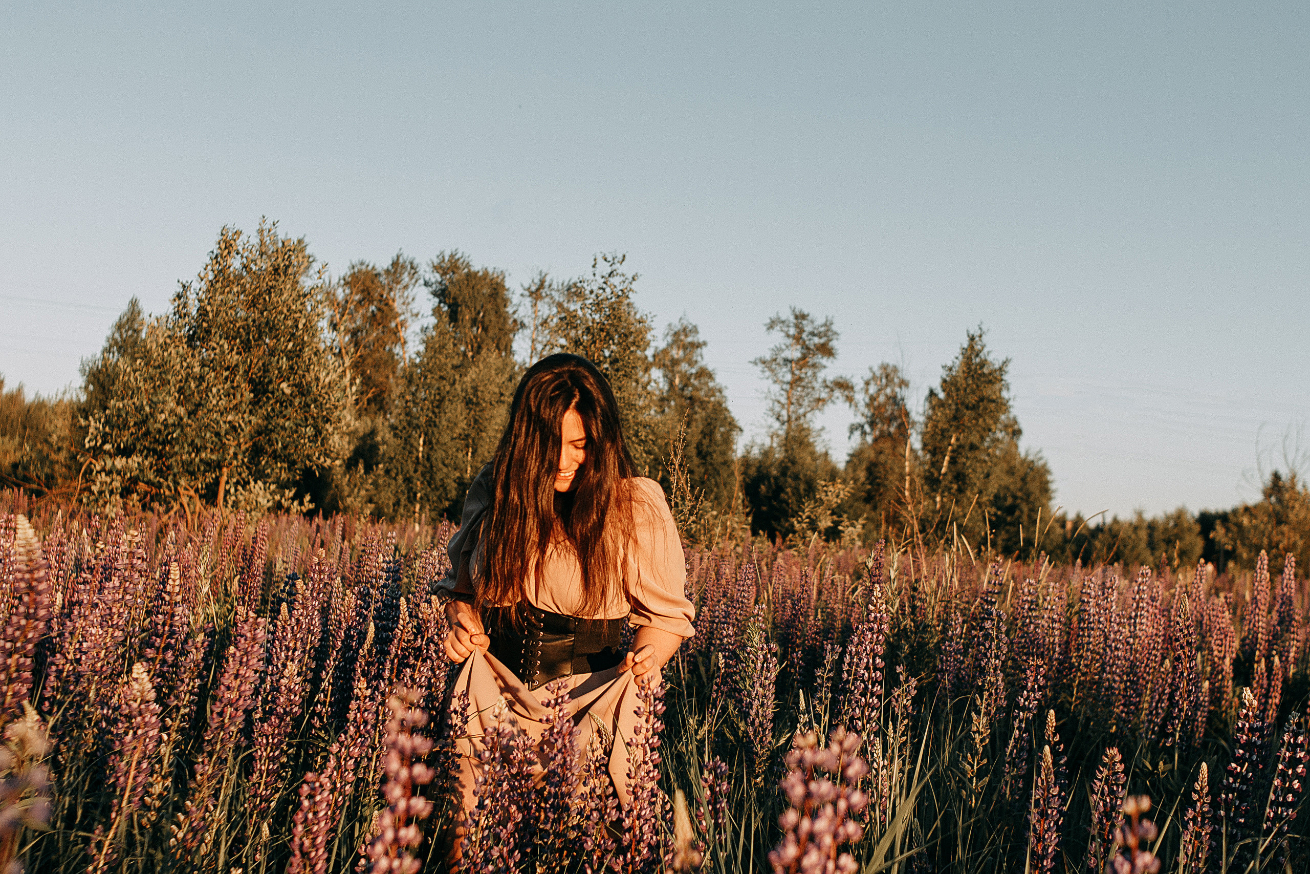 Natalia is in lupins. Wedding and portrait photographer in Beograd Ekaterina Makedonskaya
