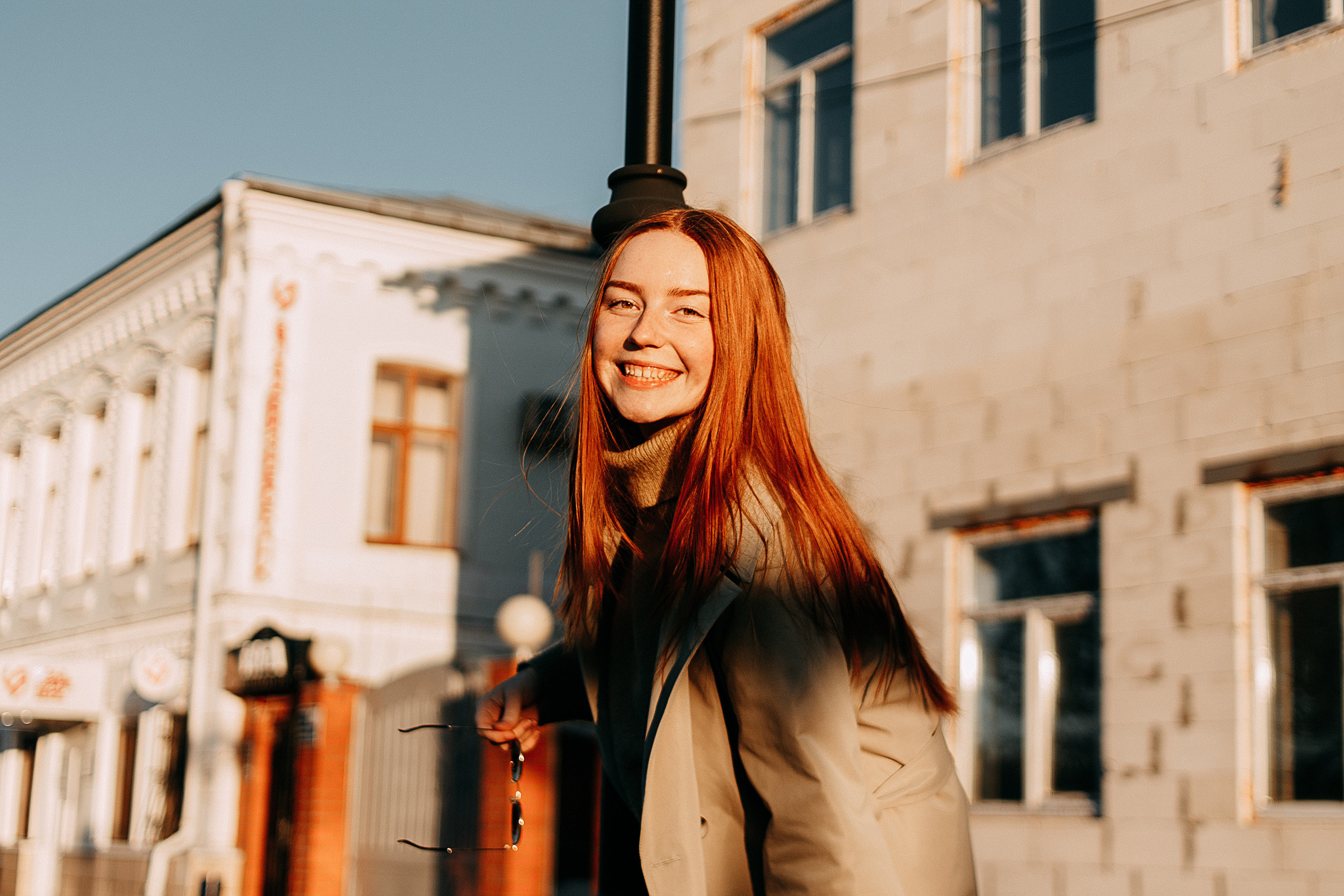 Даша у ДК. Свадебный и портретный фотограф в Батуми Екатерина Македонская