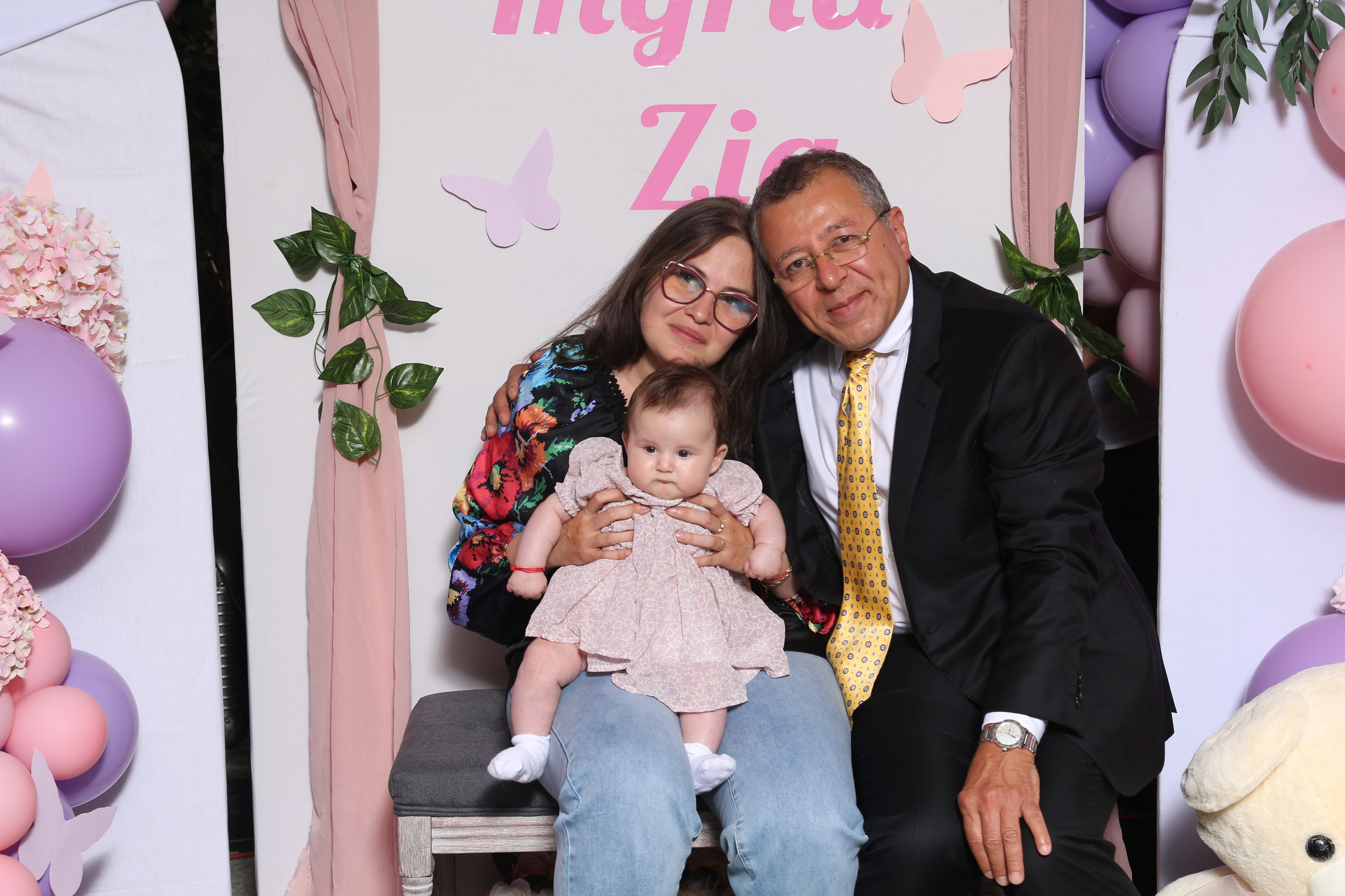 BYZO MEDIA. PETRU BYZO - family and children photographer in ROMANIA