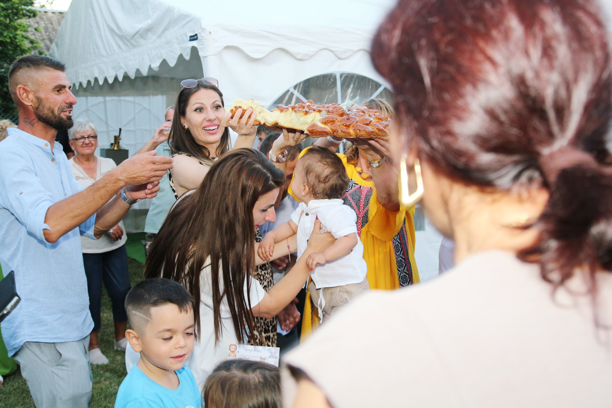 BYZO MEDIA. PETRU BYZO - family and children photographer in ROMANIA