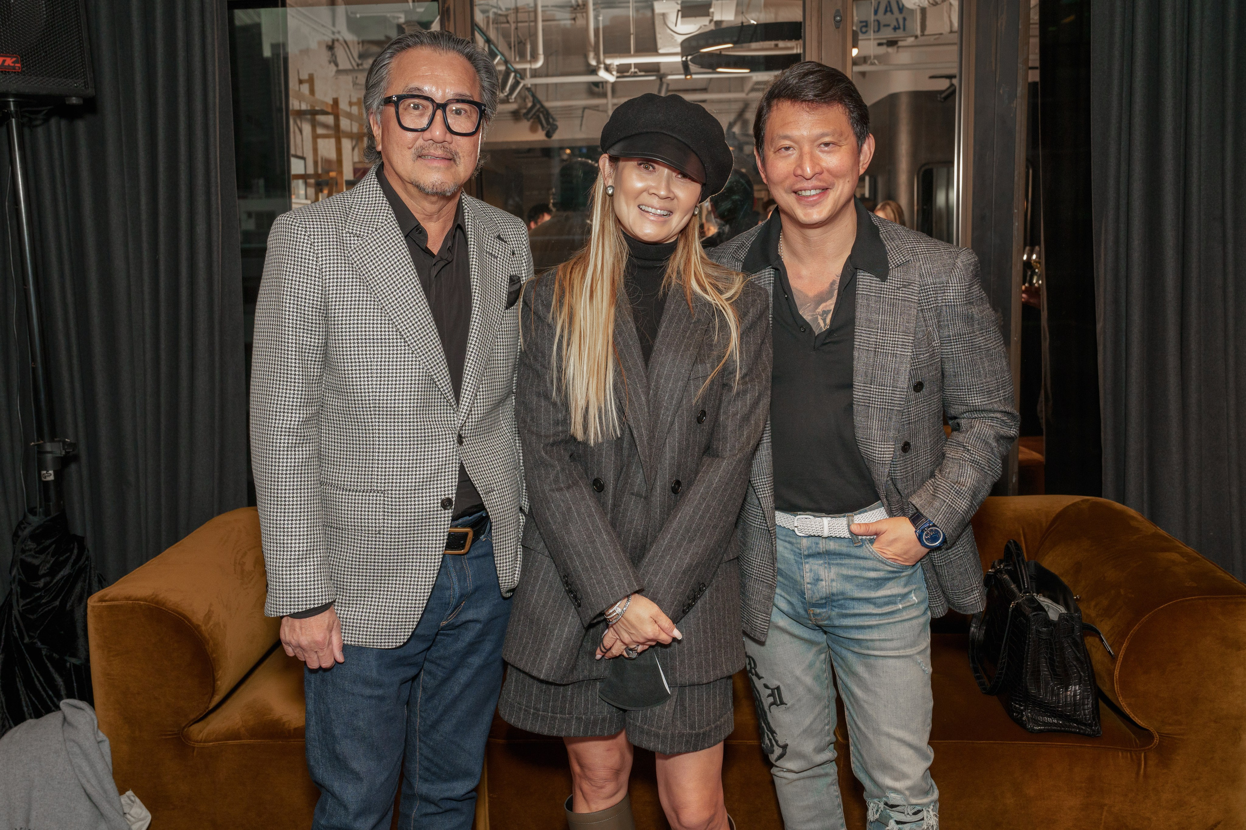 WATCHBOX. ФОТОГРАФ В ГОНКОНГЕ (СВАДЬБЫ, FASHION, СЕМЕЙНЫЕ, МЕРОПРИЯТИЯ, ФОТОПРОГУЛКИ)