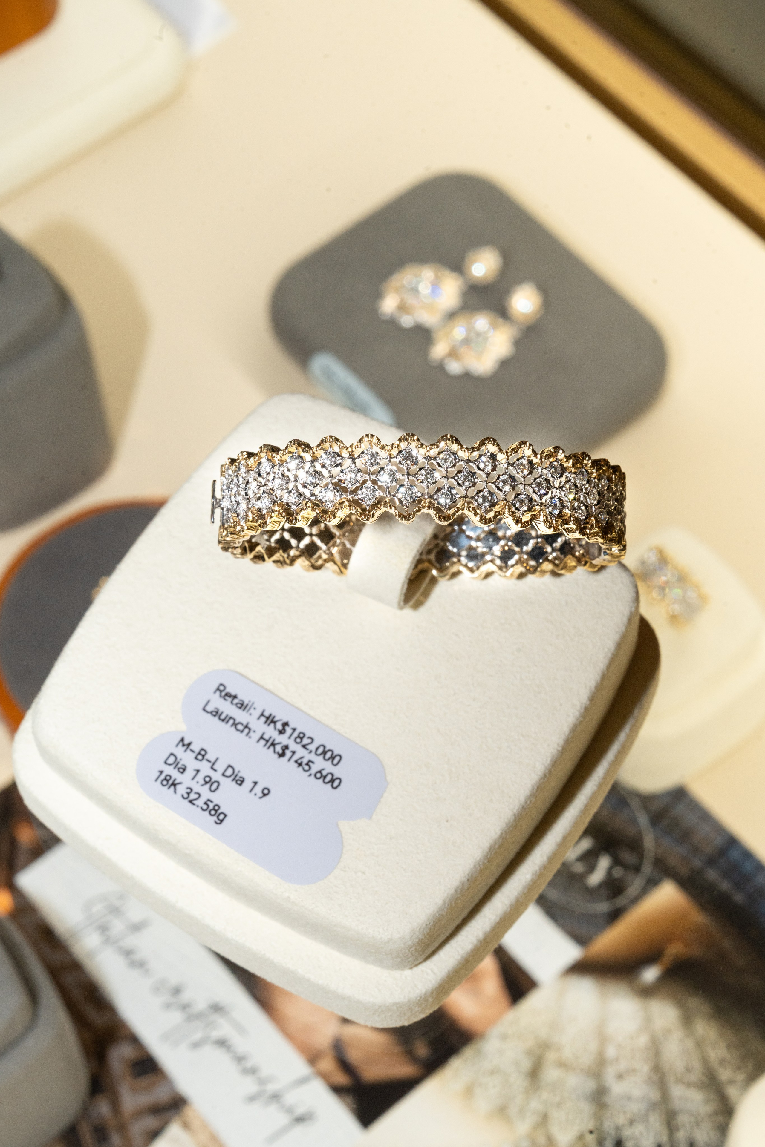 ETRA JEWELLERY. ФОТОГРАФ В ГОНКОНГЕ (СВАДЬБЫ, FASHION, СЕМЕЙНЫЕ, МЕРОПРИЯТИЯ, ФОТОПРОГУЛКИ)