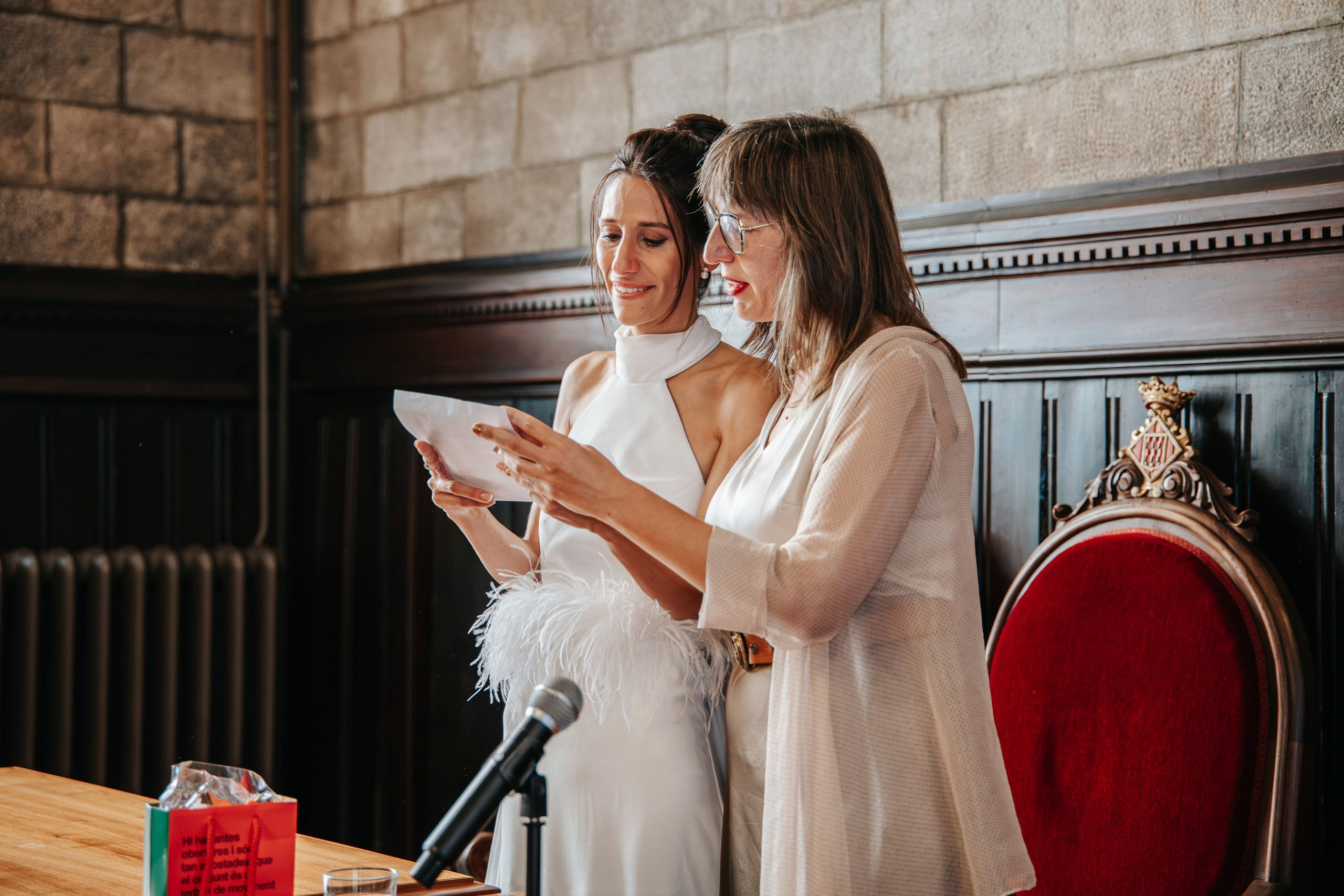 Anna & Alex, 19/09/2026, Ayuntamiento de Girona, Restaurante Mas Sola. Fotógrafa de bodas en Girona, Costa Brava | Wedding Photographer Evgenia Gruntovaya