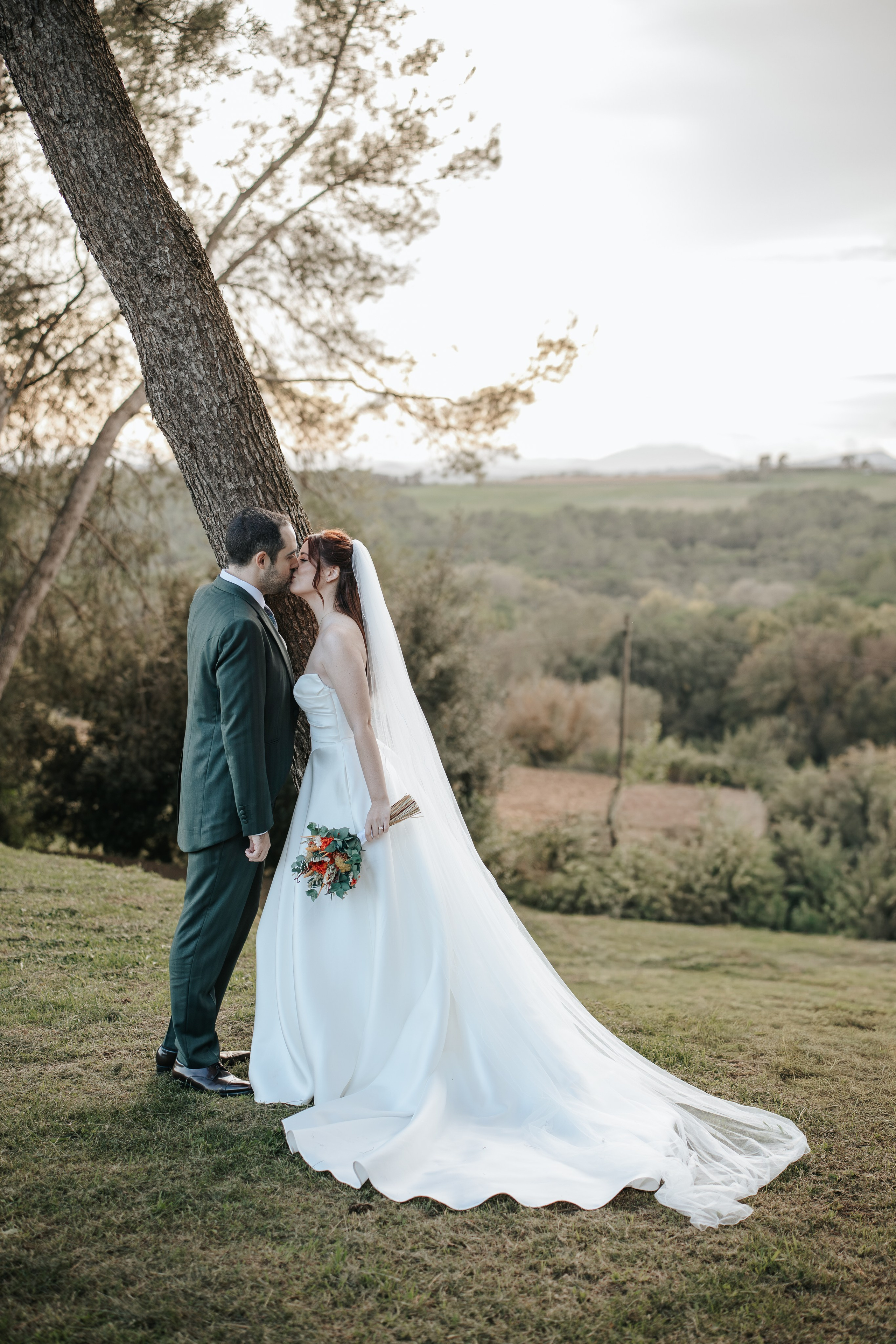 Olga & Fran, 24/10/2026, Mas Geroni. Wedding photographer in Girona and Costa Brava| Evgenia Gruntovaya