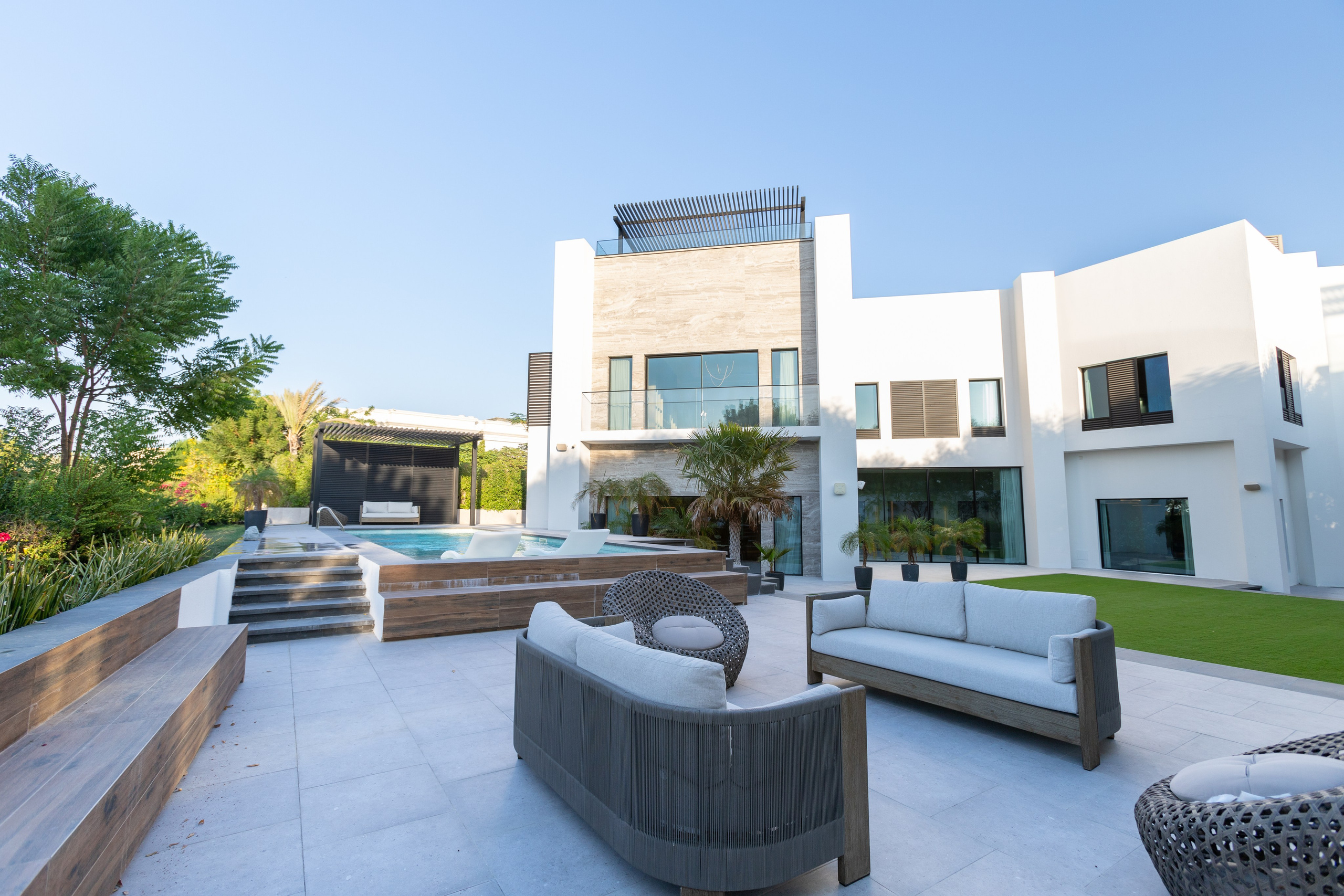 Luxury Villa — Emirates Hill. Samy Mar Boy │Portrait, Automotive and Real Estate Photographer