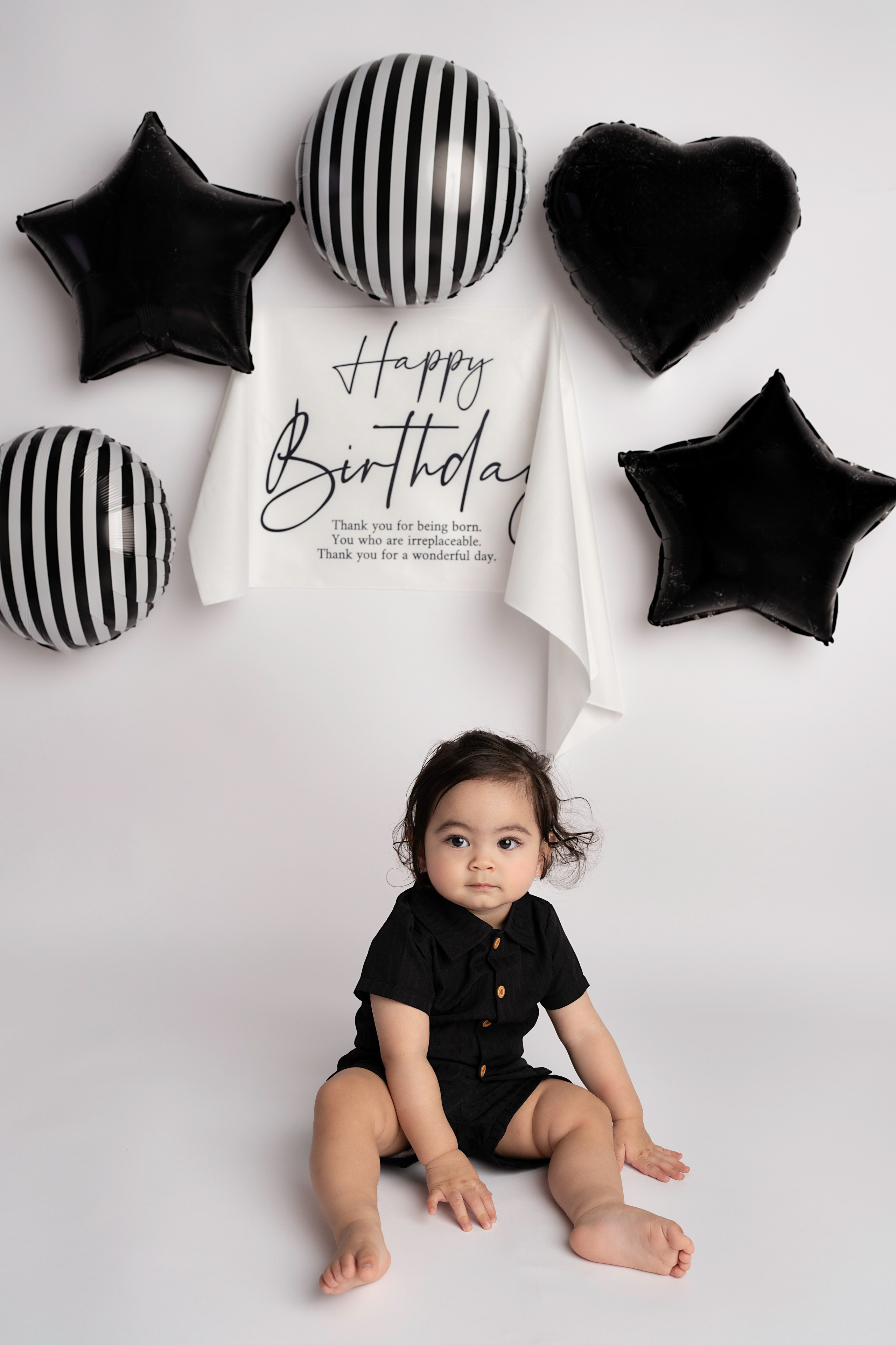 CAKE SMASH PHOTOGRAPHY. Newborn, Sitter and Cake Smash Photographer in Doha, Qatar