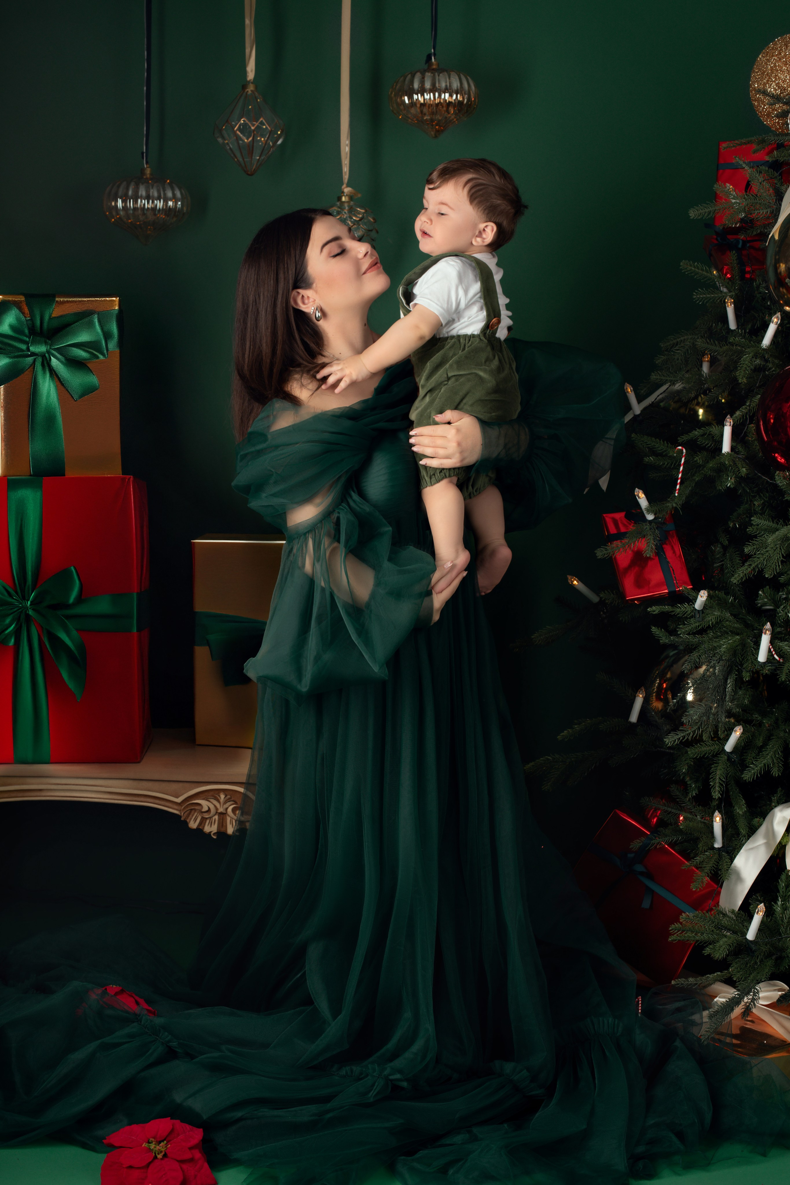 CHRISTMAS Photoshoot 2024/25. Photographer Anya Khasapi. Nafplio, Greece