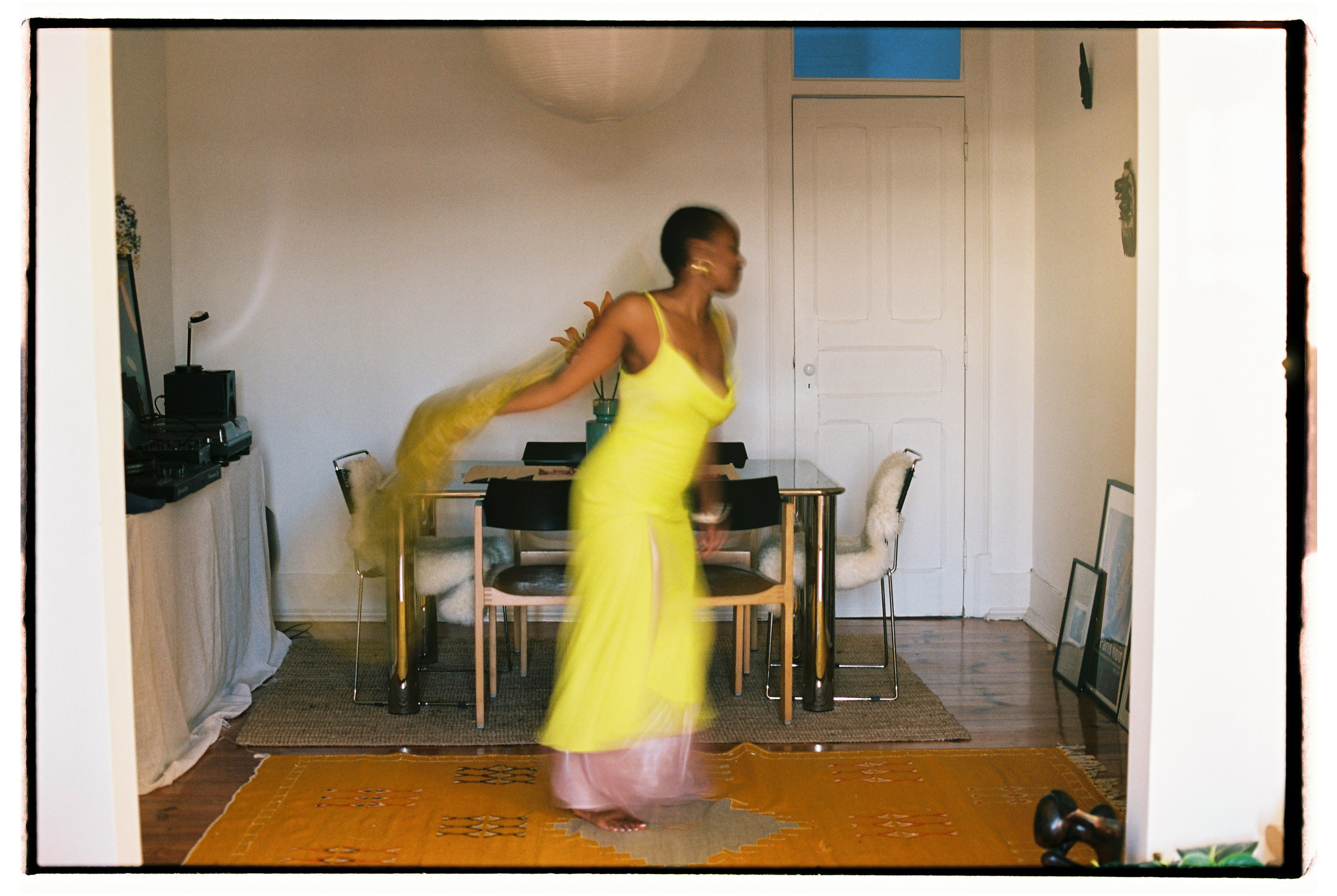 What sustain us — Chima. A visual practice of being-with