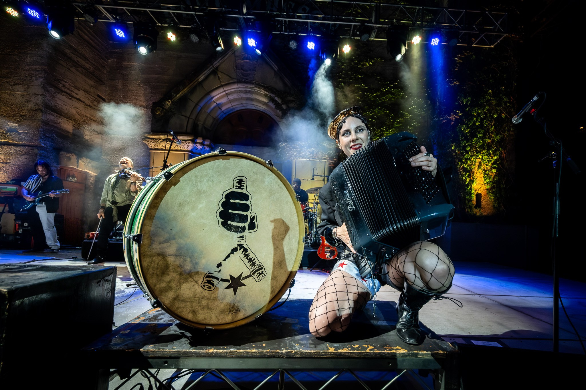 GOGOL BORDELLO / SARATOGA / CA. Reportage concert portrait photography in the San Francisco Bay Area