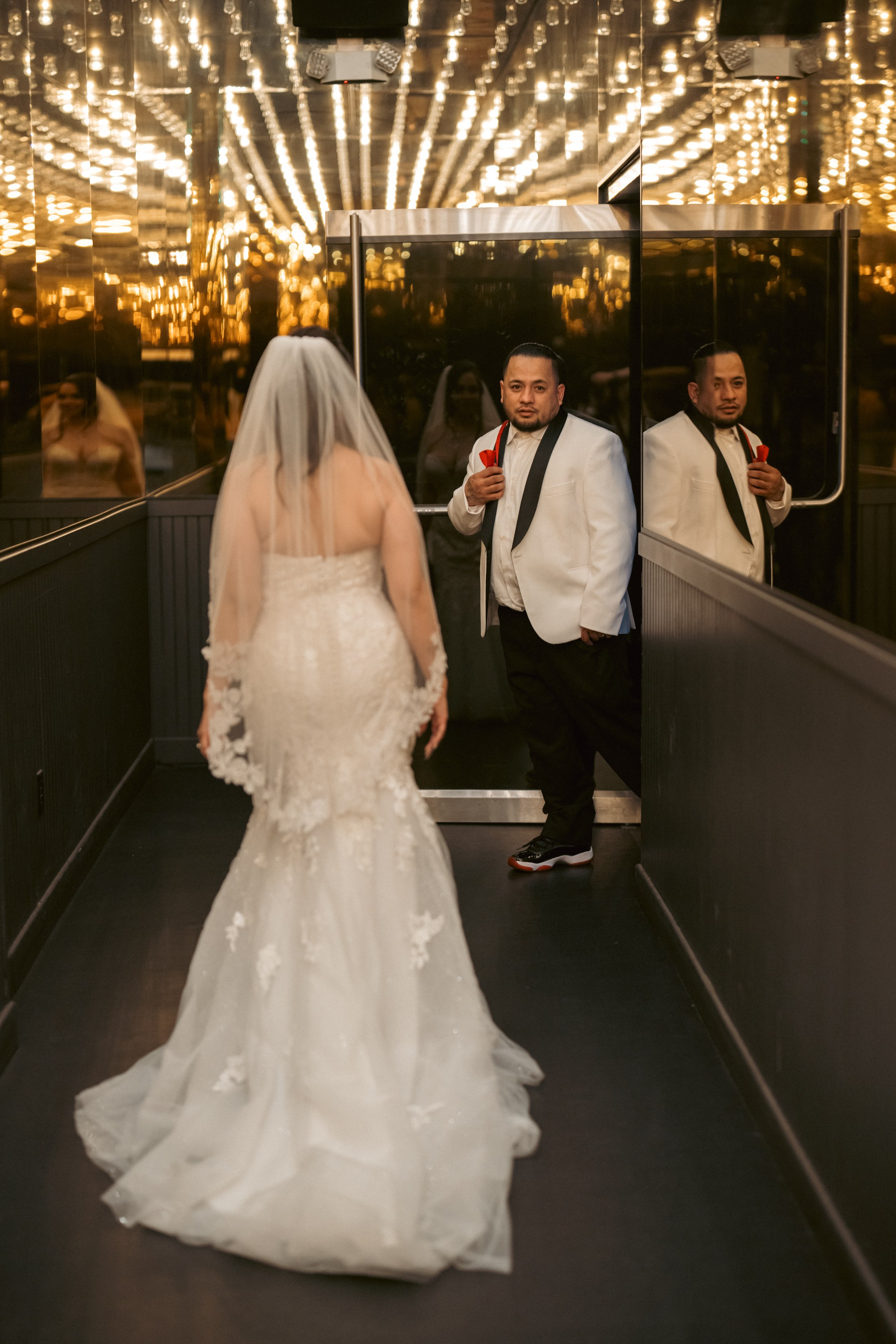 Lupita&Randel. Wedding & elopement photographer Viktoriya Kravtsov. Las Vegas