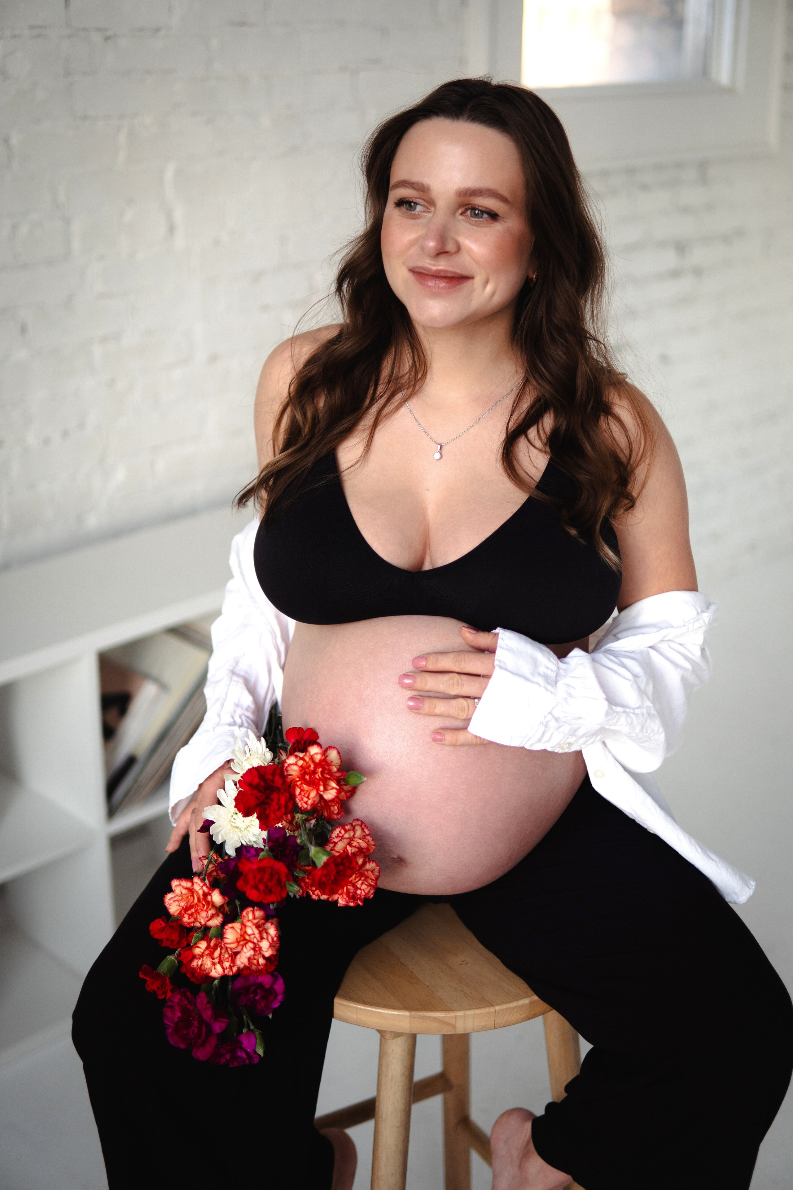 Irina maternity. Photographer in Washington Sophia D