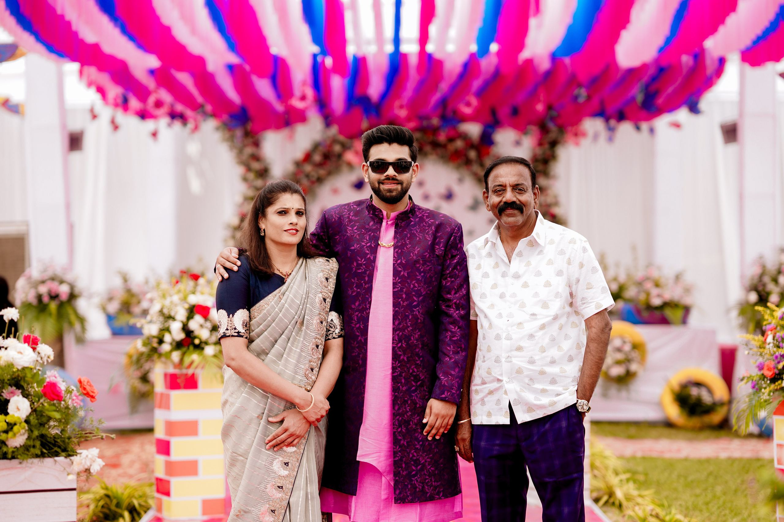HALDI & MEHANDI. Wedding photographer Stalen Robert