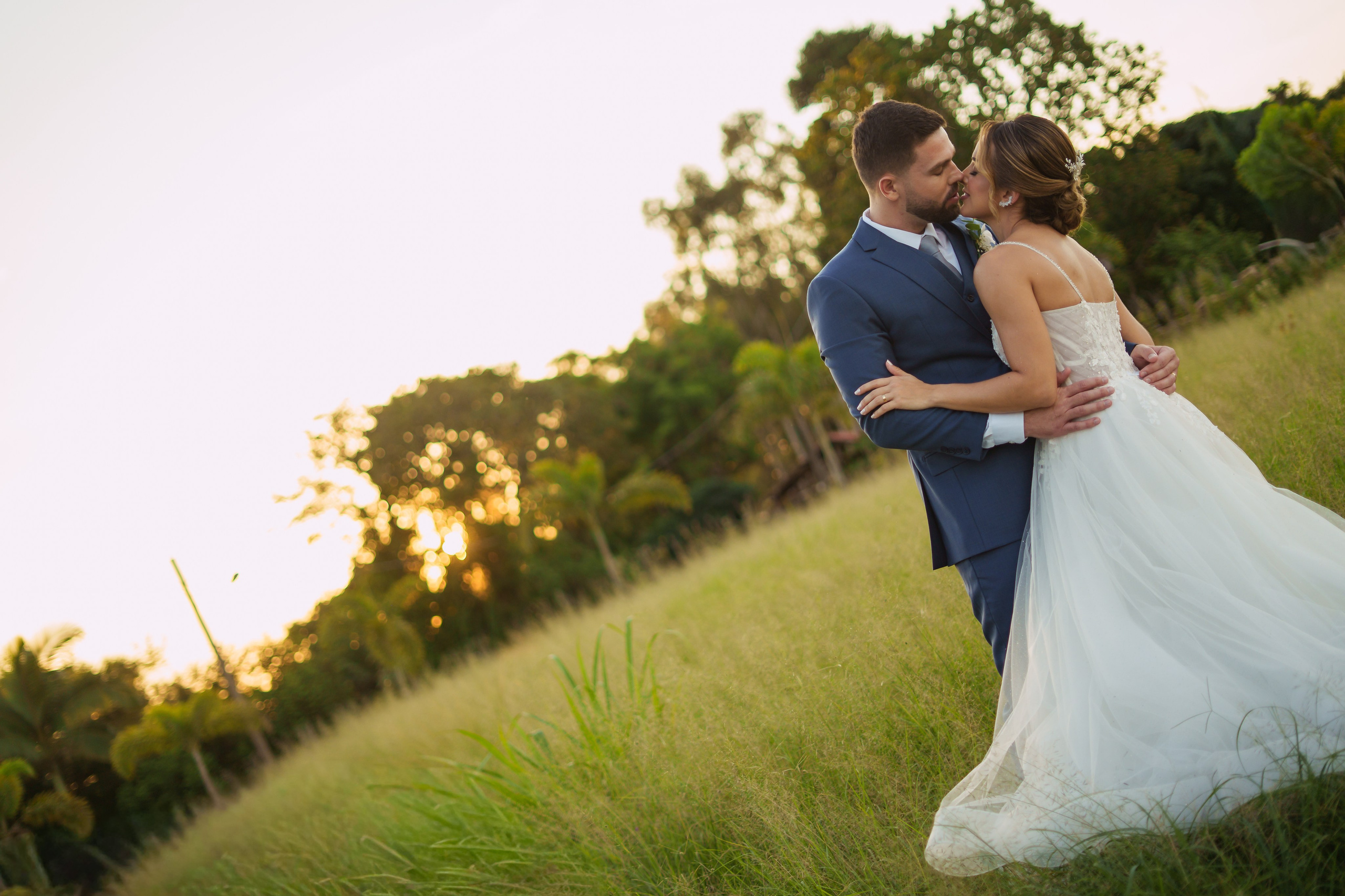 História de Aline & Gabriel. O Casal Dos Noivos