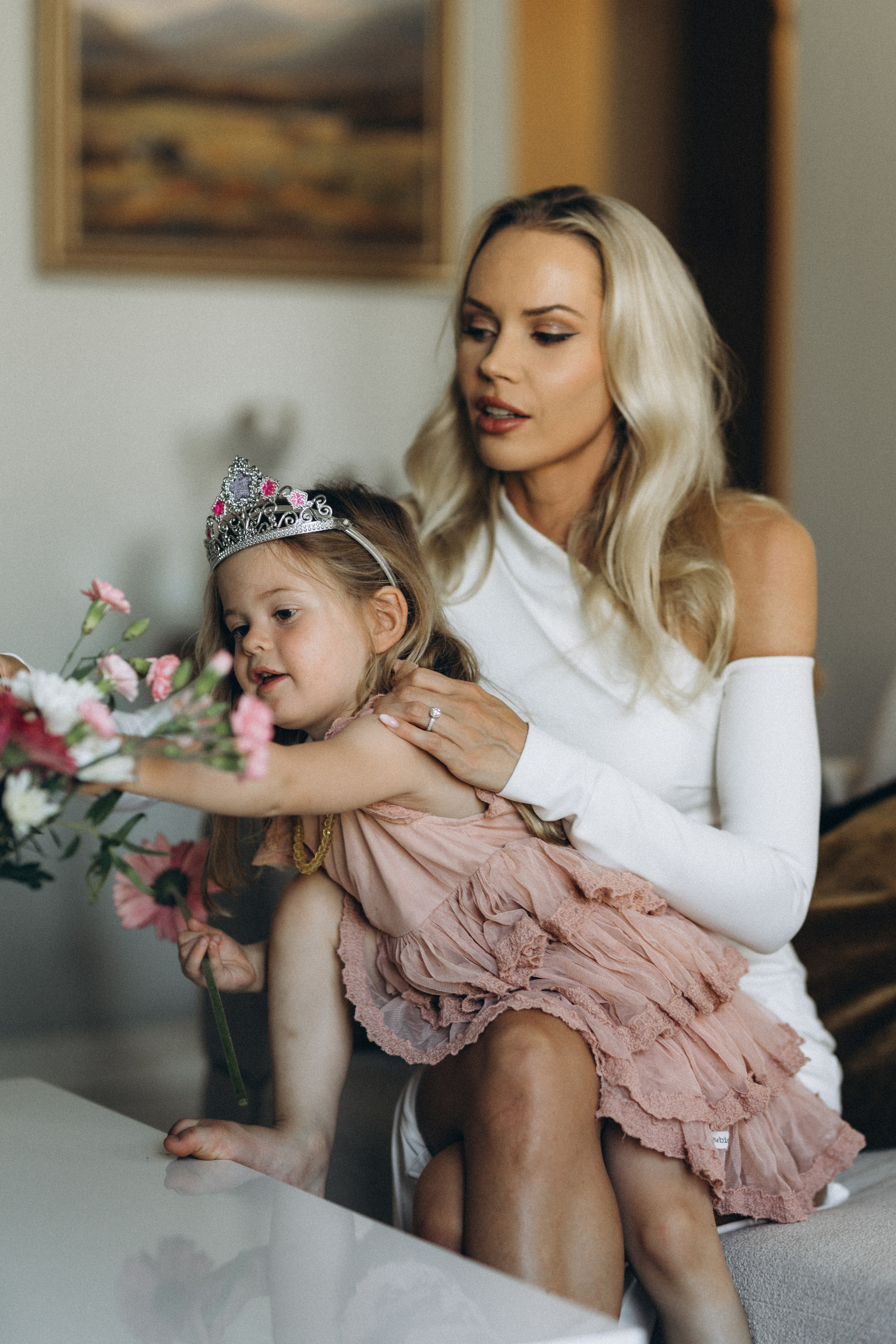 L&H. Wedding and potrait photographer in Helsinki Vickan O