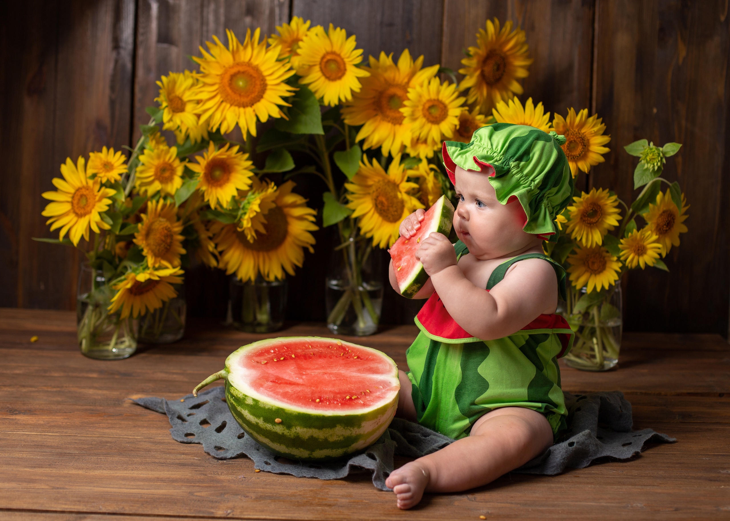 Каталог 8 Годик. Катерина Шустерман — фотограф Newborn, семейный в Израиле