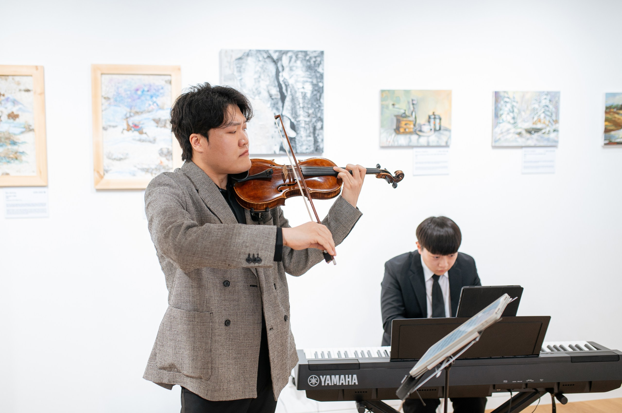 Abracadabra art exhibition. Студия декора «Нарния»