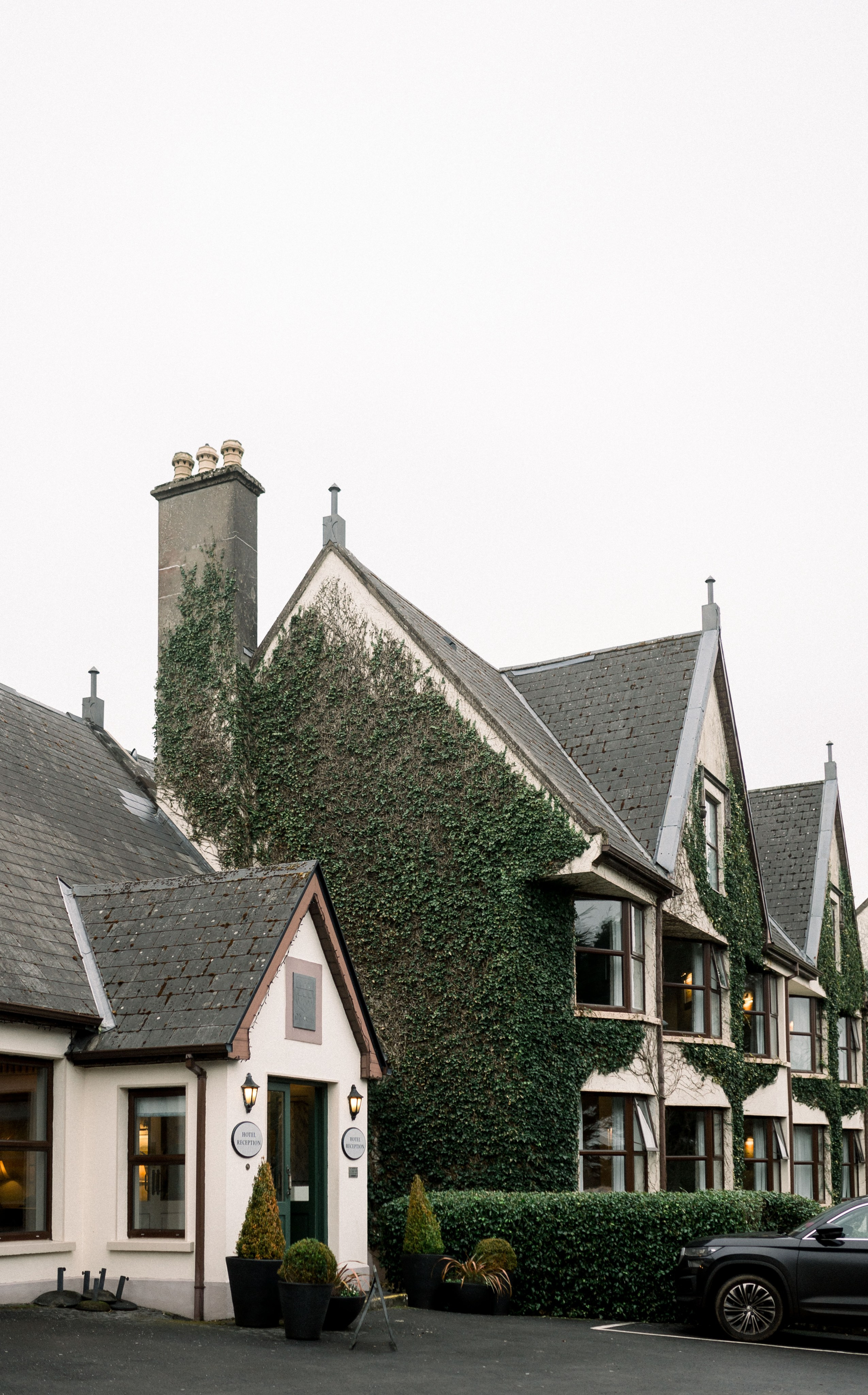 Cassi and Dominic Wedding. Wedding and family photographer Ireland