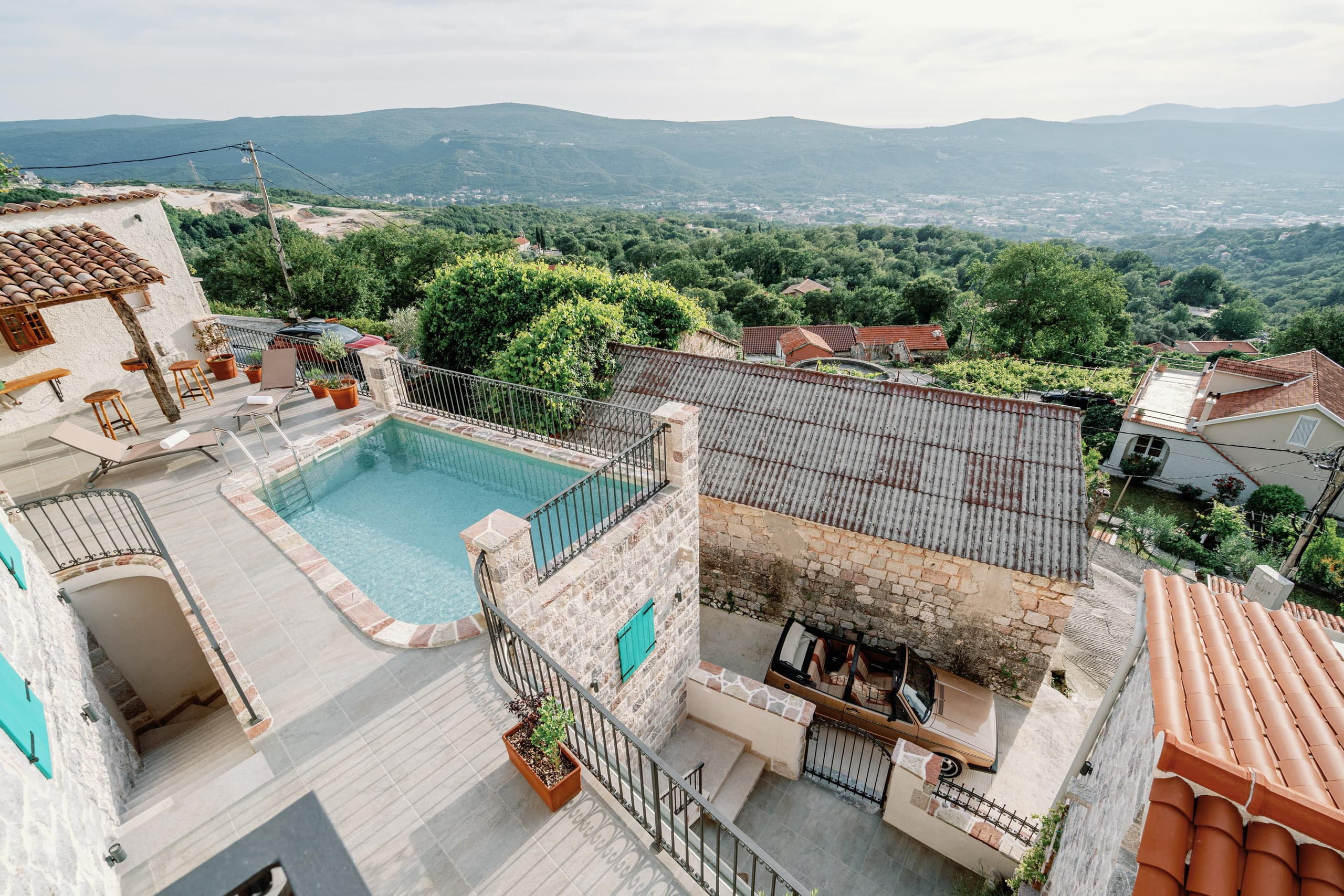Real Estate Photography. Montenegro. EVAN ARISTOV WEDDING PHOTOGRAPHY — Seattle Wedding Photographer