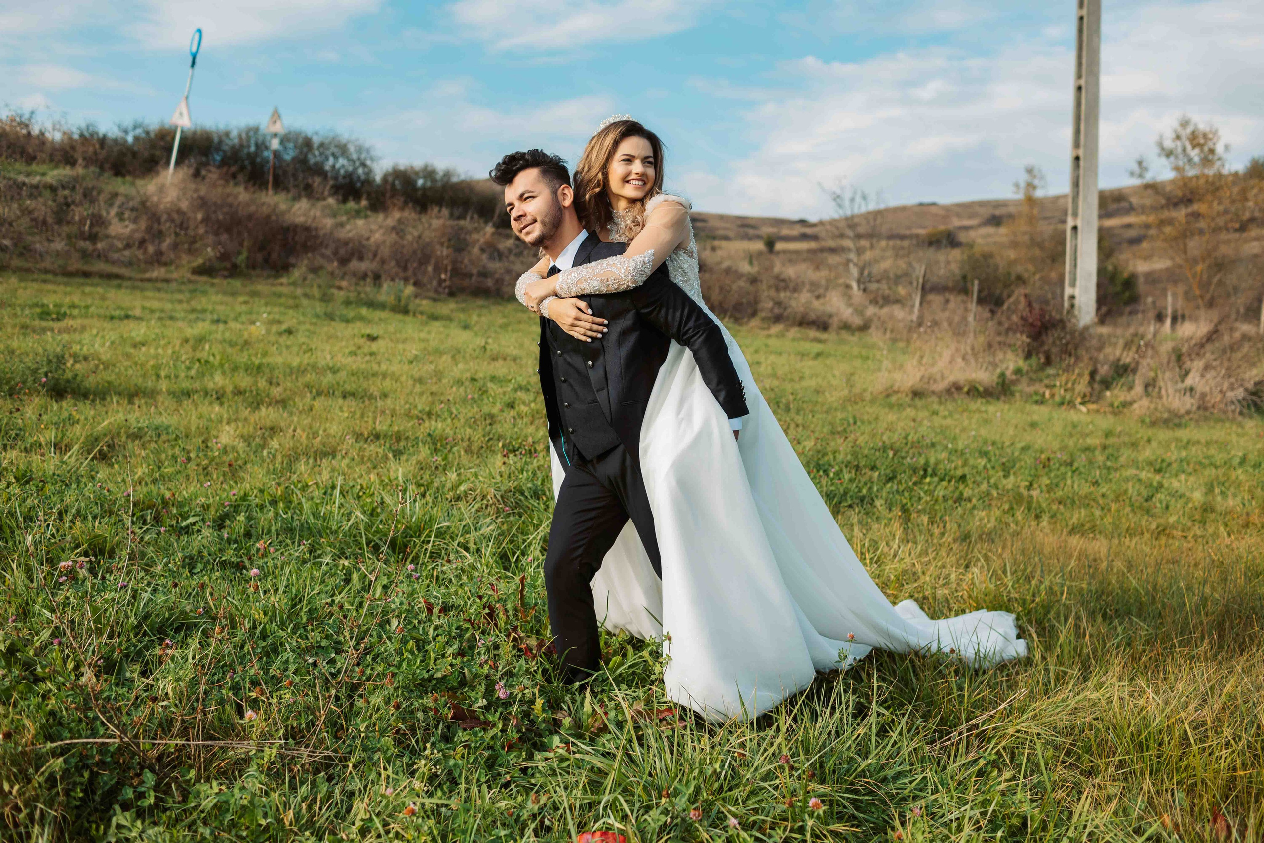 TRASH THE DRESS — Emanuela & Emanuel. Contrast Studio