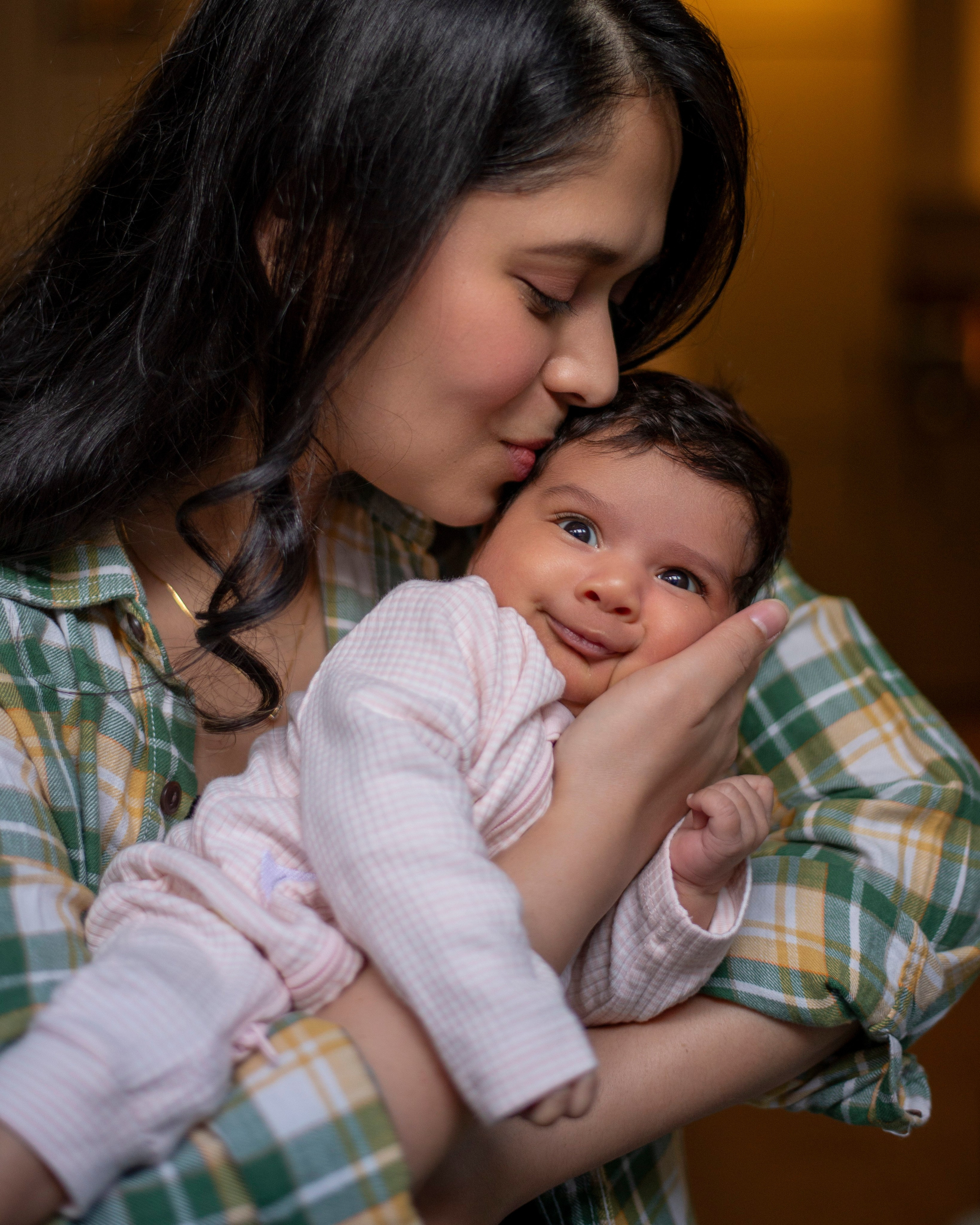 New born & Family. Julia Kuzmovych personal and pregnancy photographer in London