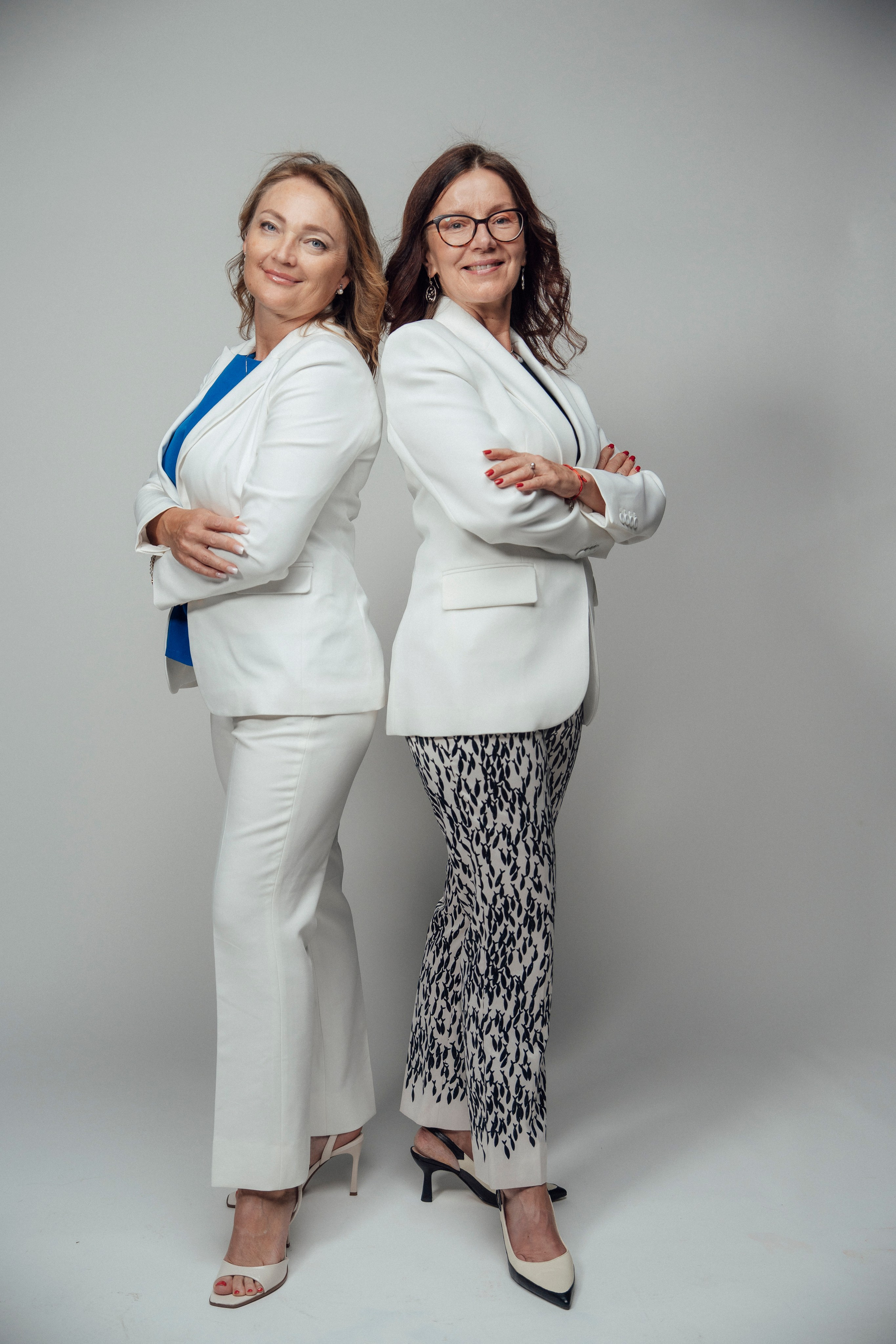 Business content. Tania Bonnet | Professional photographer in Tenerife — Flying dress sessions
