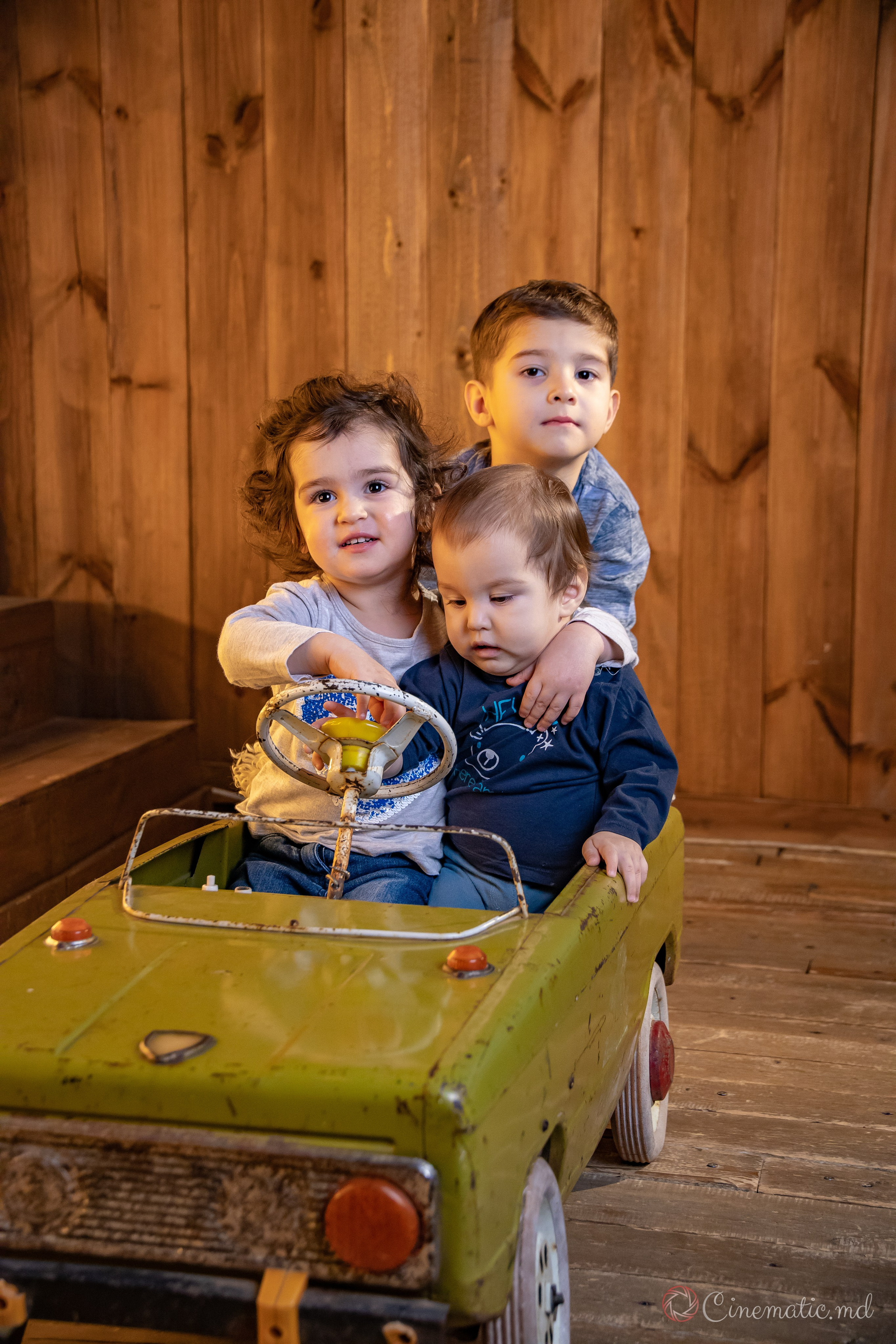 Sedinta foto de Revelion. ✔️ Фото Видео на свадьбы и крестины Молдова — Cinematic.md