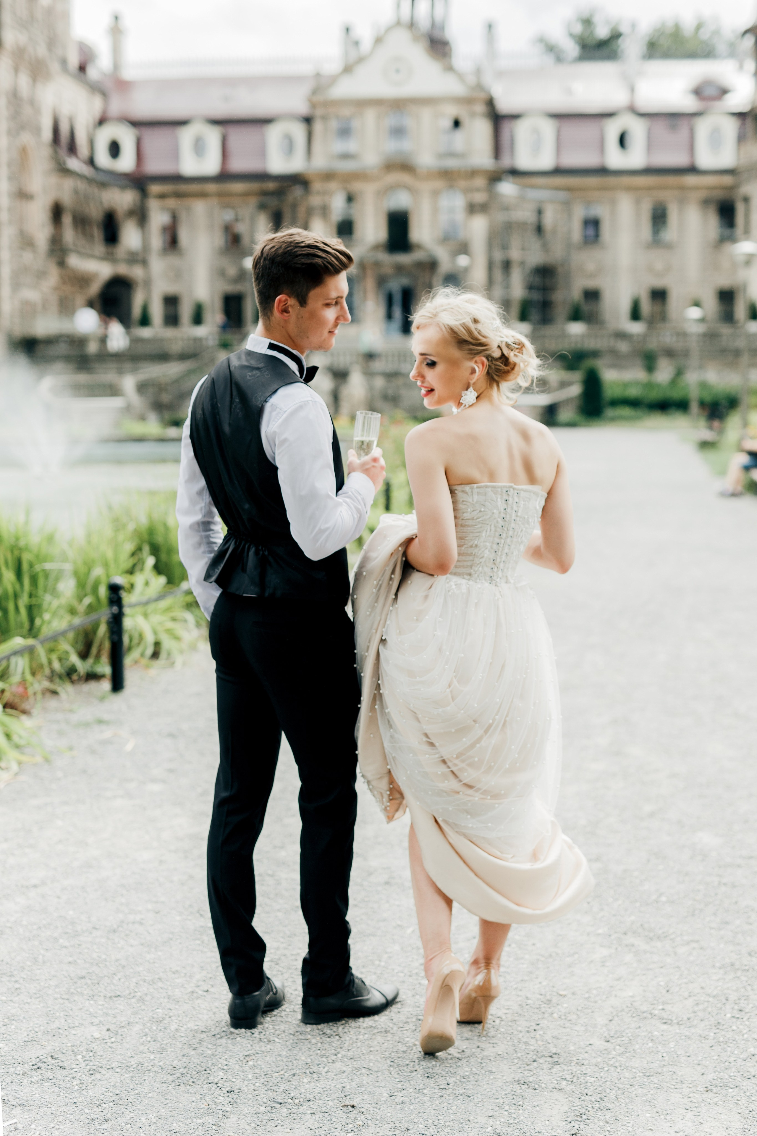 Kasia&Mateusz, Można Zamek. Photograph Katarina