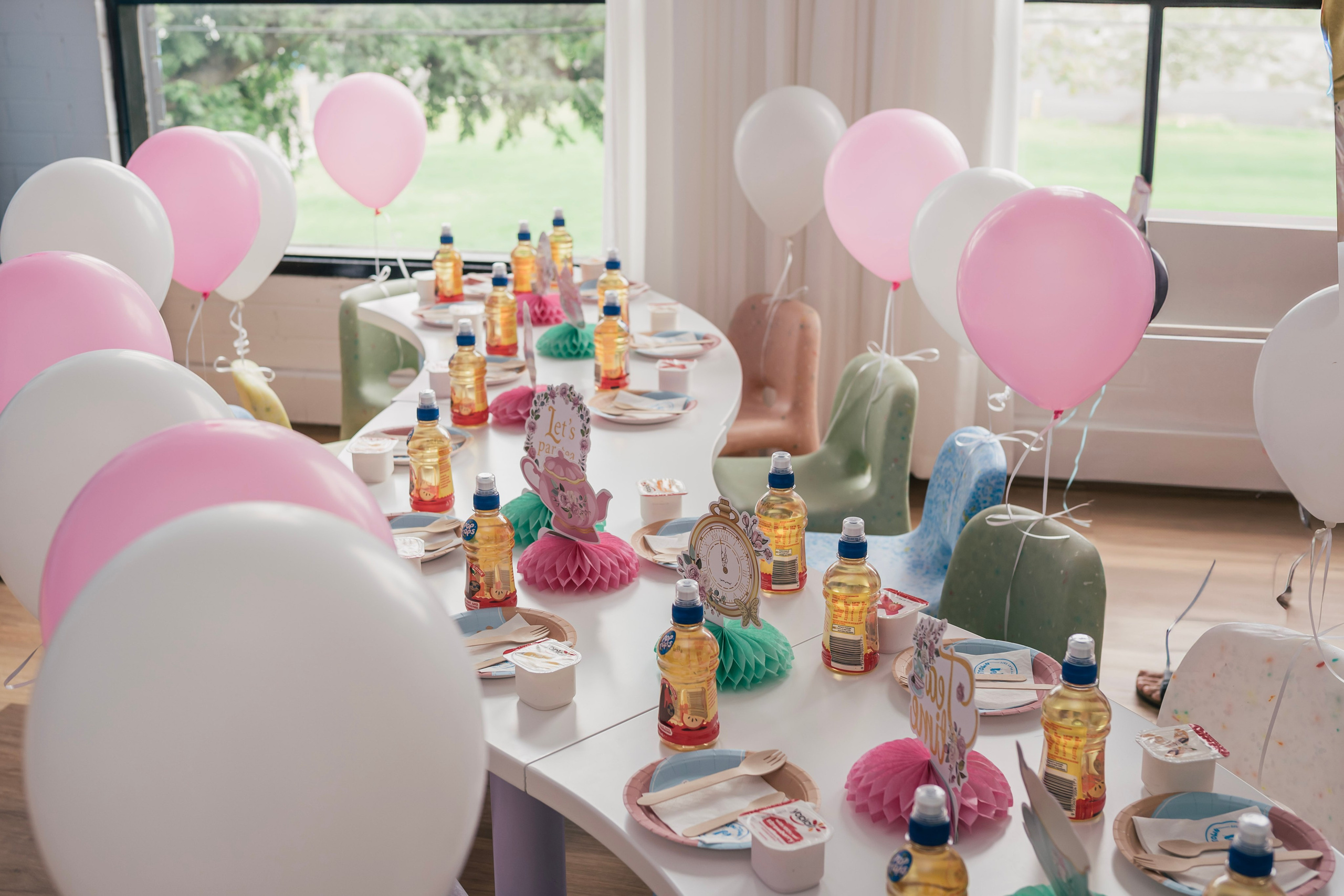 Cora’s One-derland Birthday Party. Cindy Law | Vacation & Lifestyle Photographer in Melbourne