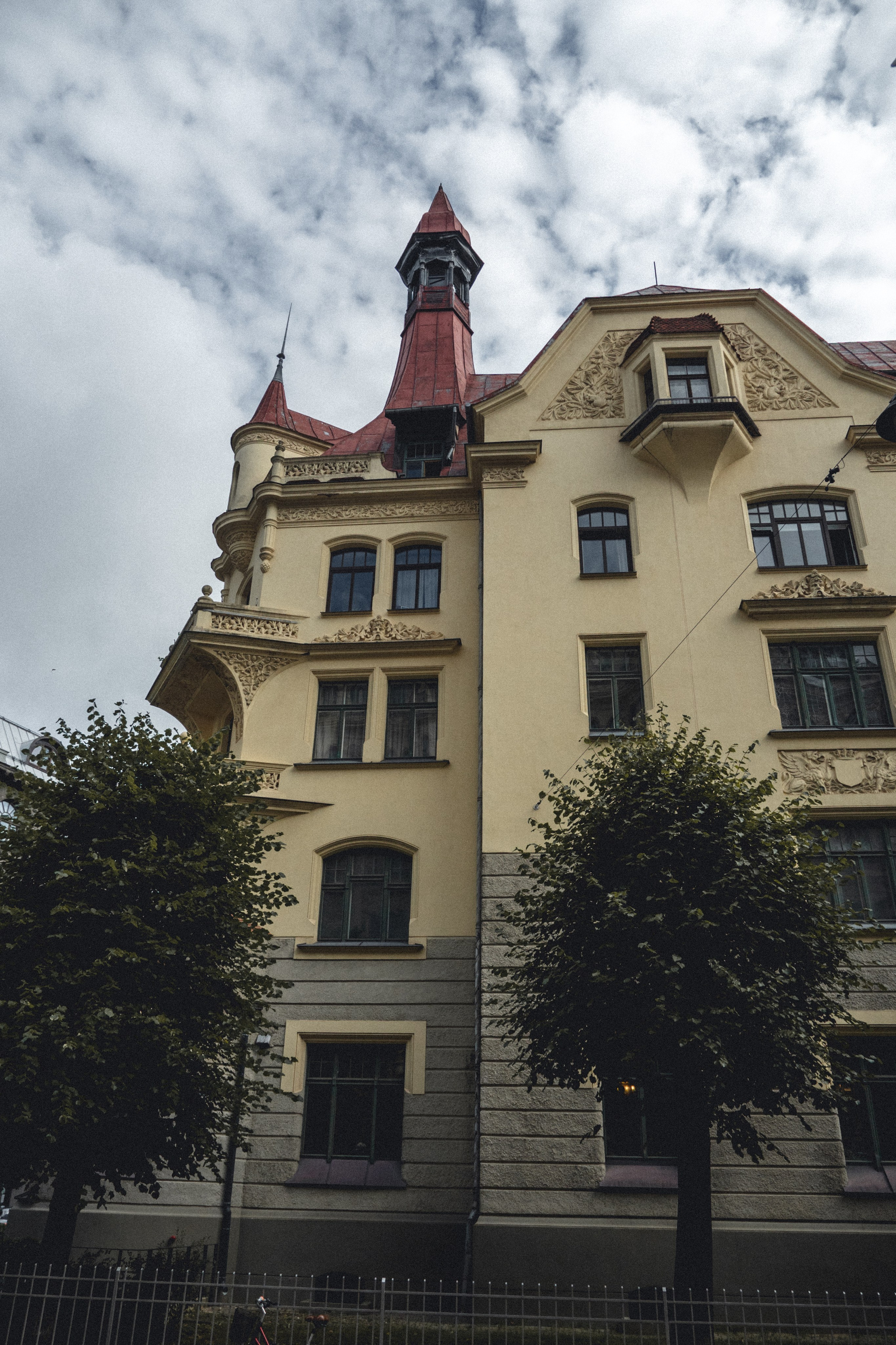 Voyage à Riga. Photographe sur Cote d’Azur. Portraits de familles, couples, enfants, événements