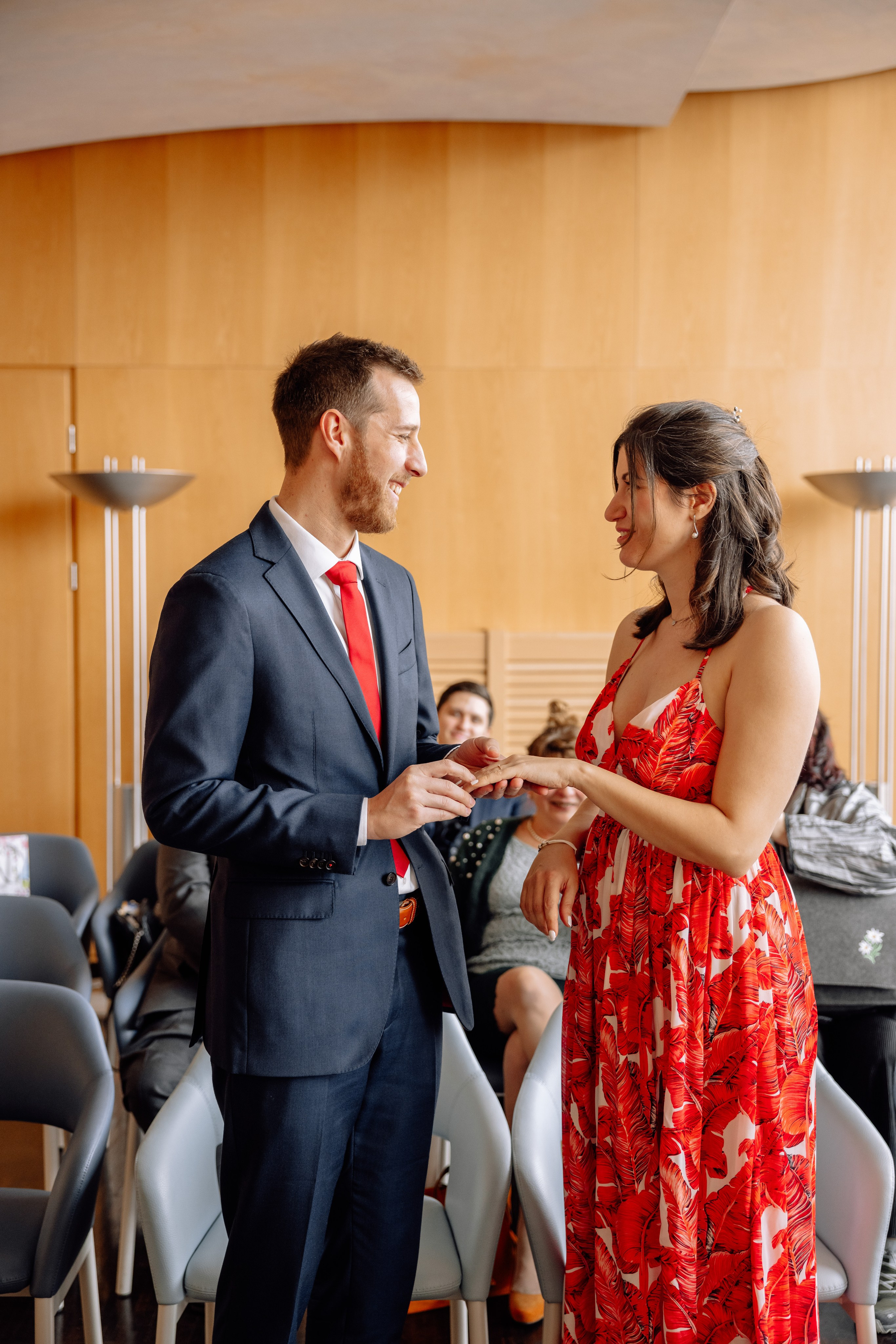 Warme Winterhochzeit in München - Standesamt Ruppertstraße. Hochzeitsfotograf München Taufe Familienfotograf Tanja Mauke