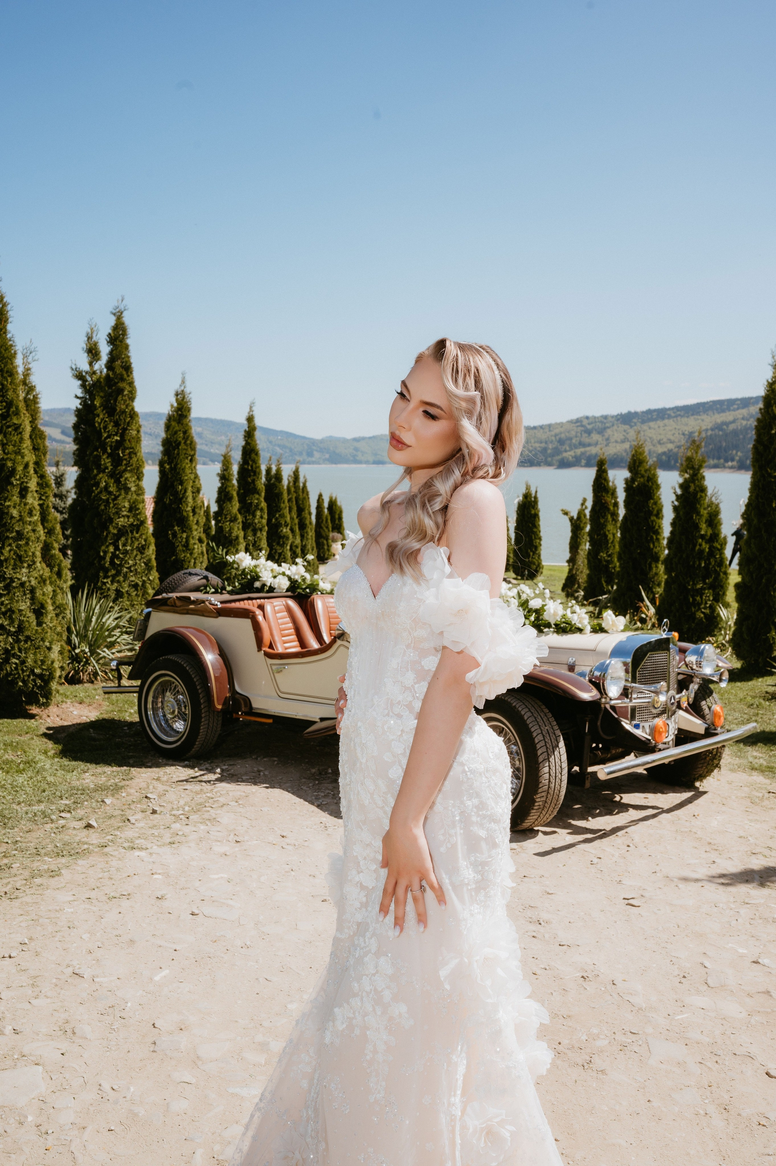 Cristina – Ședință foto bridal editorial | Valentin Melen. Valentin Melen - fotograf de nunta 🤍